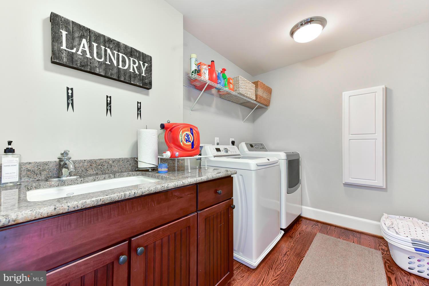 LEE HEIGHTS - Residential