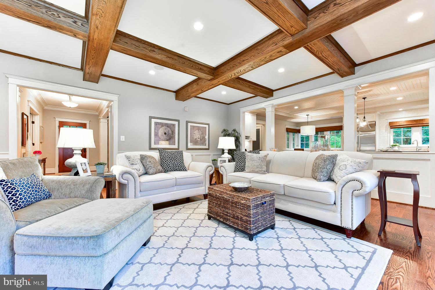 LEE HEIGHTS - Residential