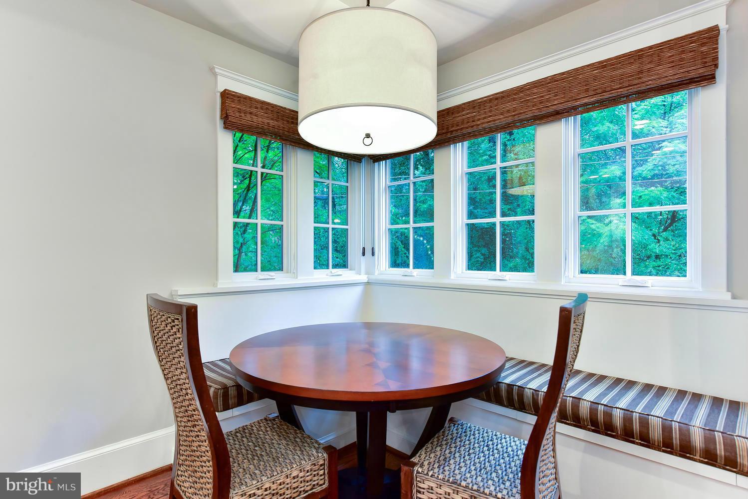 LEE HEIGHTS - Residential