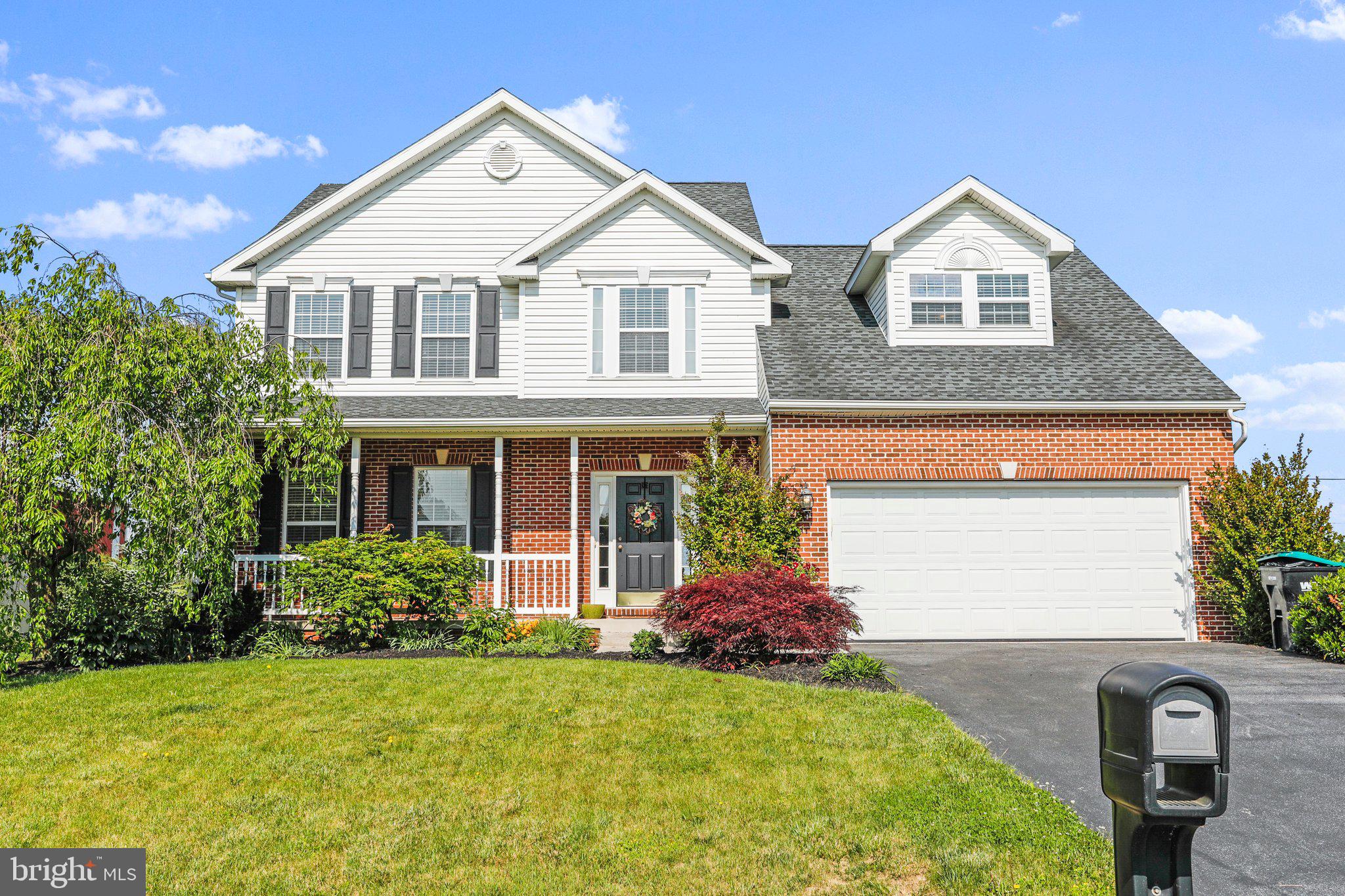 Lovely 2 story with fully equipped kitchen.  Formal Living Room and Dining Room, Family Room w Fireplace, Vaulted Ceiling and balcony. Hardwood Floors. Luxury ensuite Suite w Vaulted Ceilings. Rear Deck/Attached 2 Car Garage.  Attractive Landscaping. Mountain views from rear of the home. NO HOA Fees. Photos coming soon.