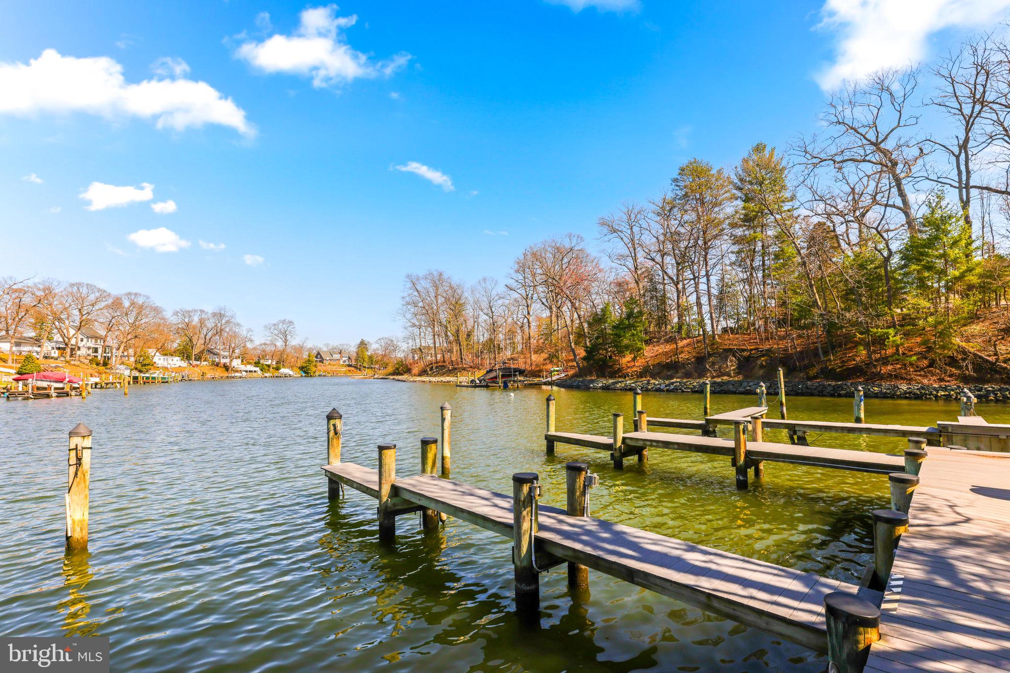 STEWARTS LANDING - Residential