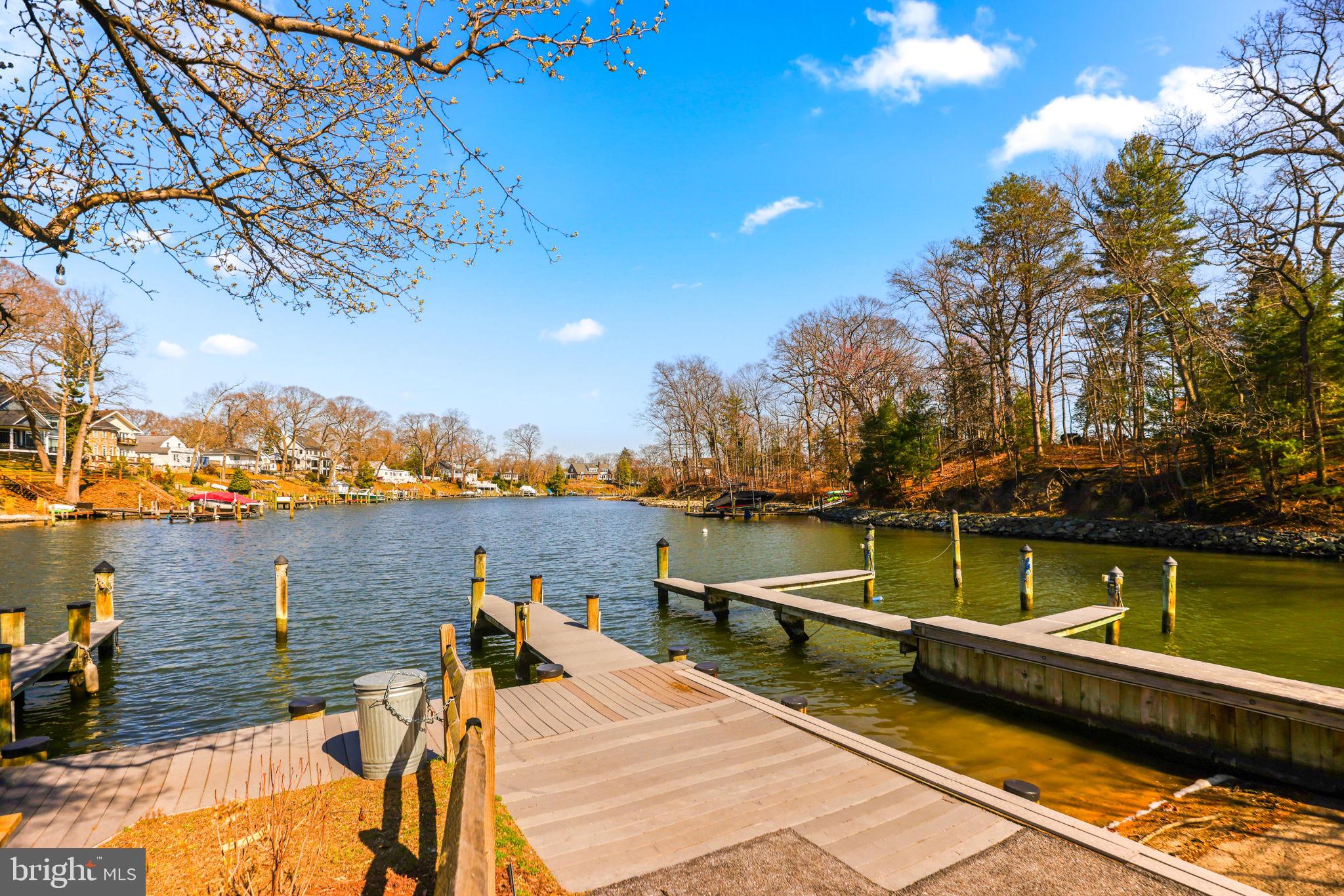 STEWARTS LANDING - Residential
