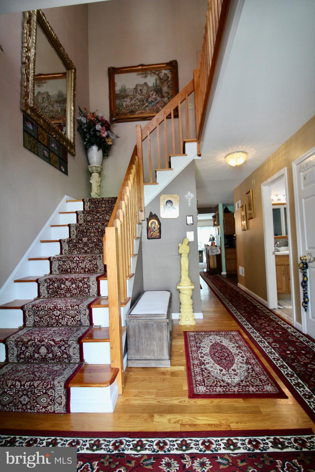 OLYMPIC ESTATES - Residential