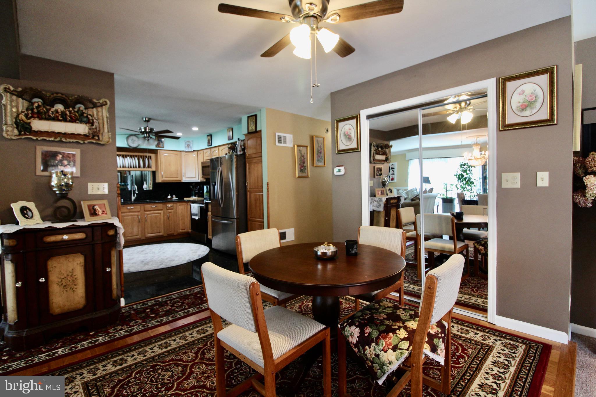 OLYMPIC ESTATES - Residential