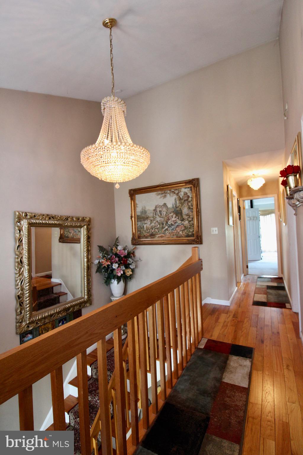 OLYMPIC ESTATES - Residential