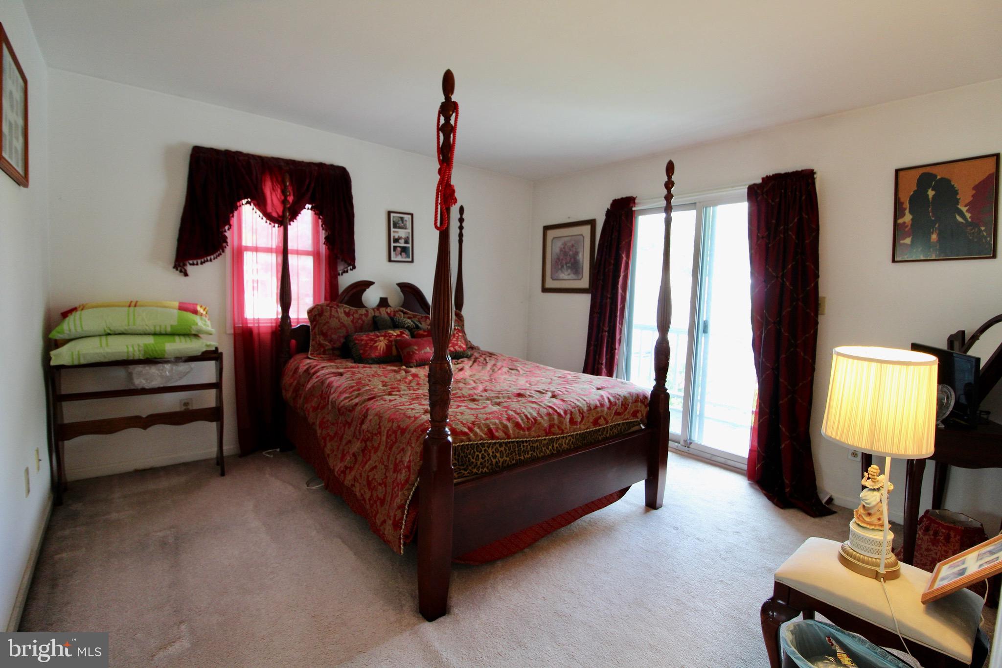 OLYMPIC ESTATES - Residential