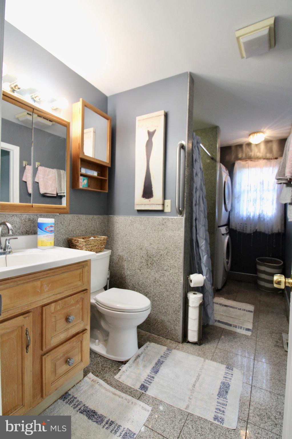 OLYMPIC ESTATES - Residential