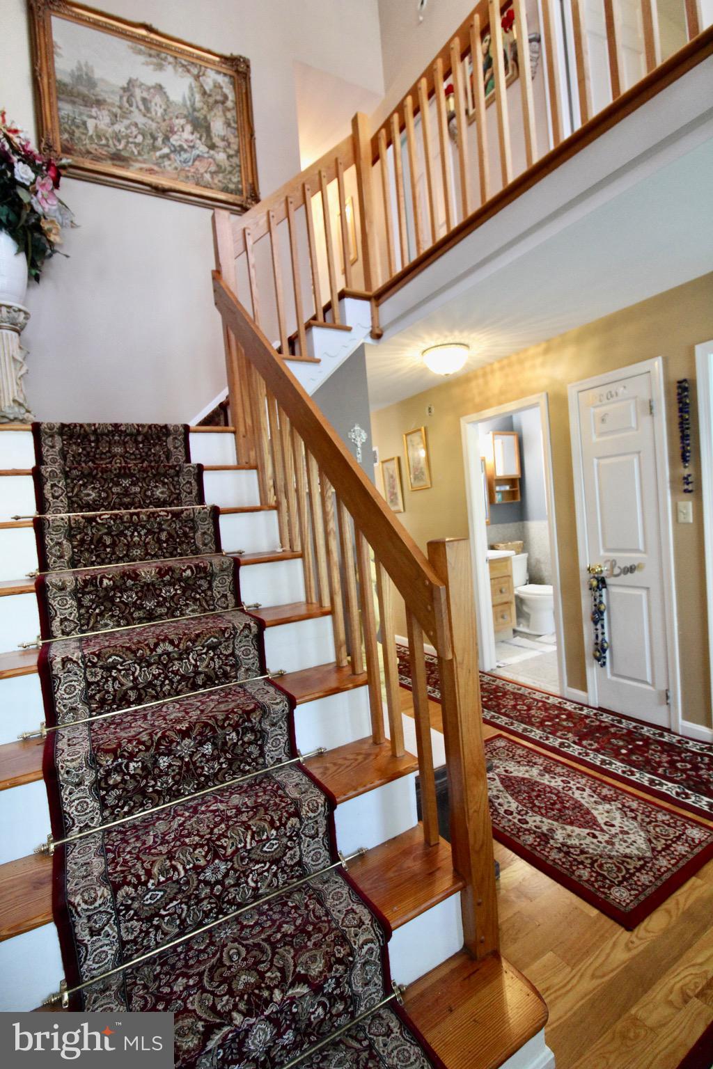 OLYMPIC ESTATES - Residential