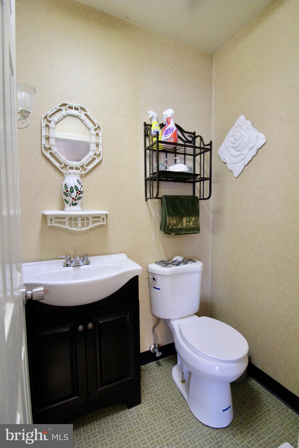 OLYMPIC ESTATES - Residential