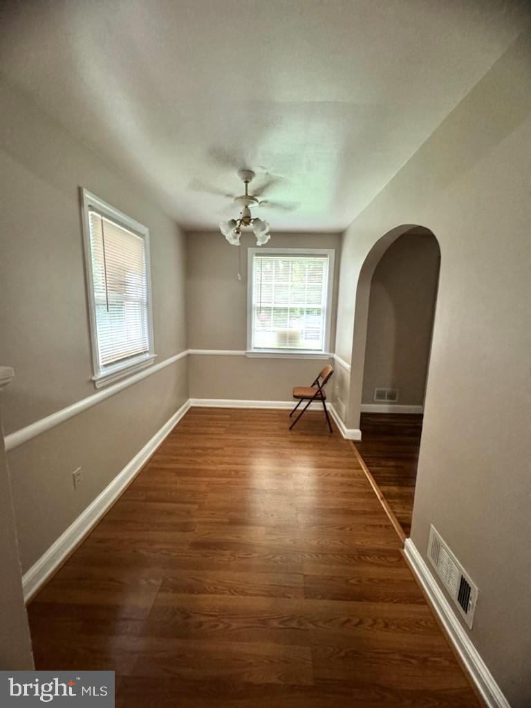 COLLEGE PARK - Residential Lease