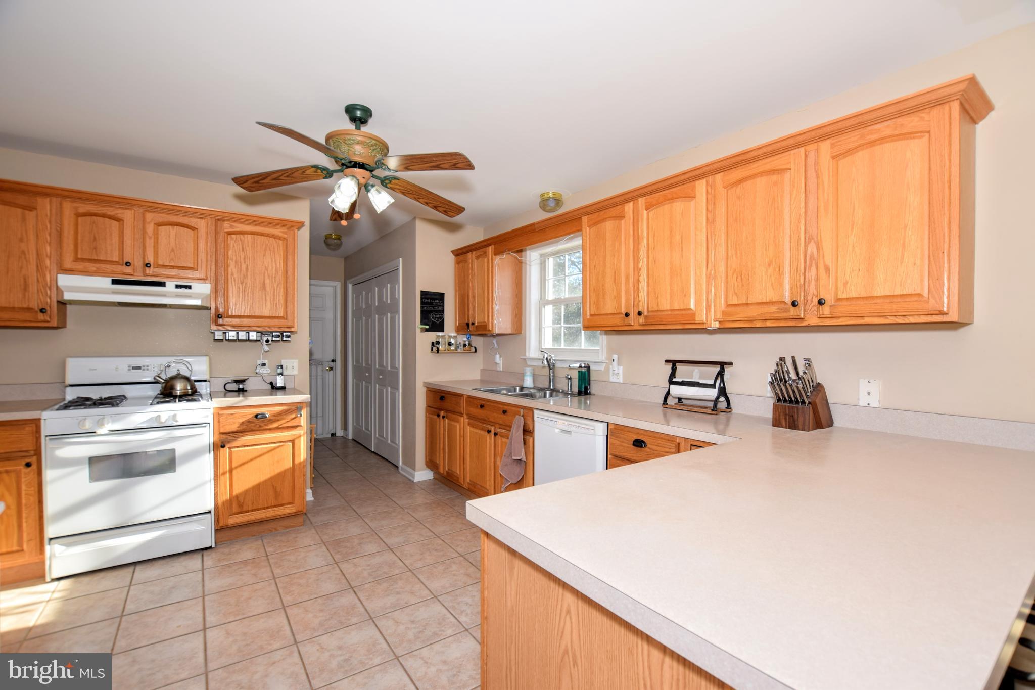 OLDFIELD ACRES - Residential