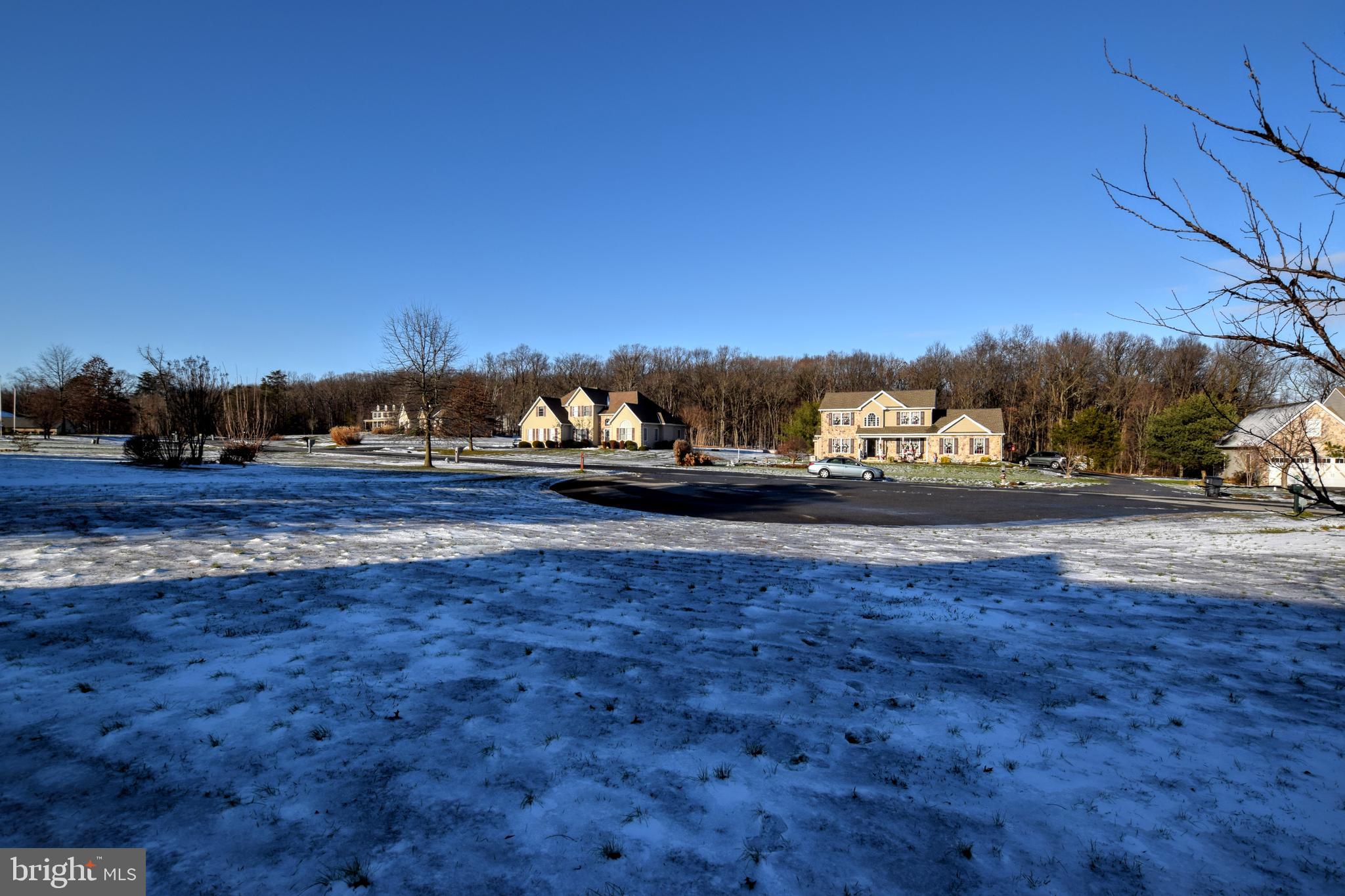 OLDFIELD ACRES - Residential