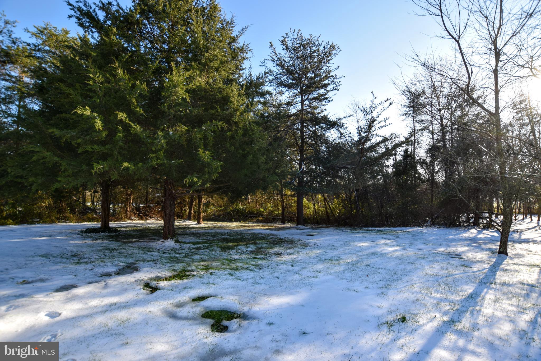 OLDFIELD ACRES - Residential