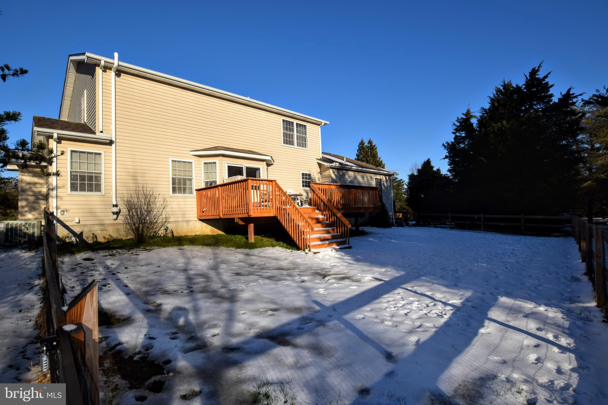 OLDFIELD ACRES - Residential