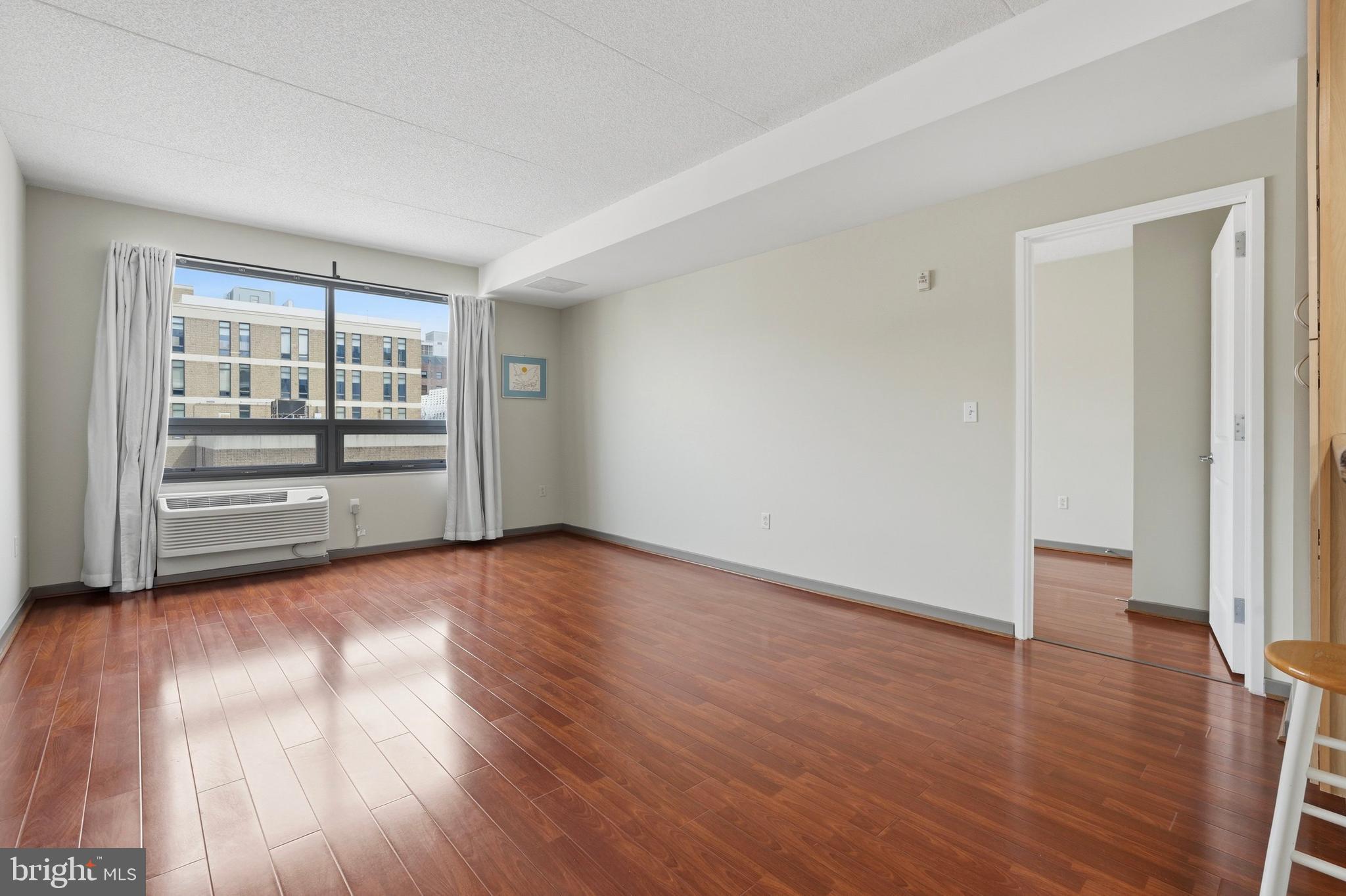 CENTER CITY - Residential