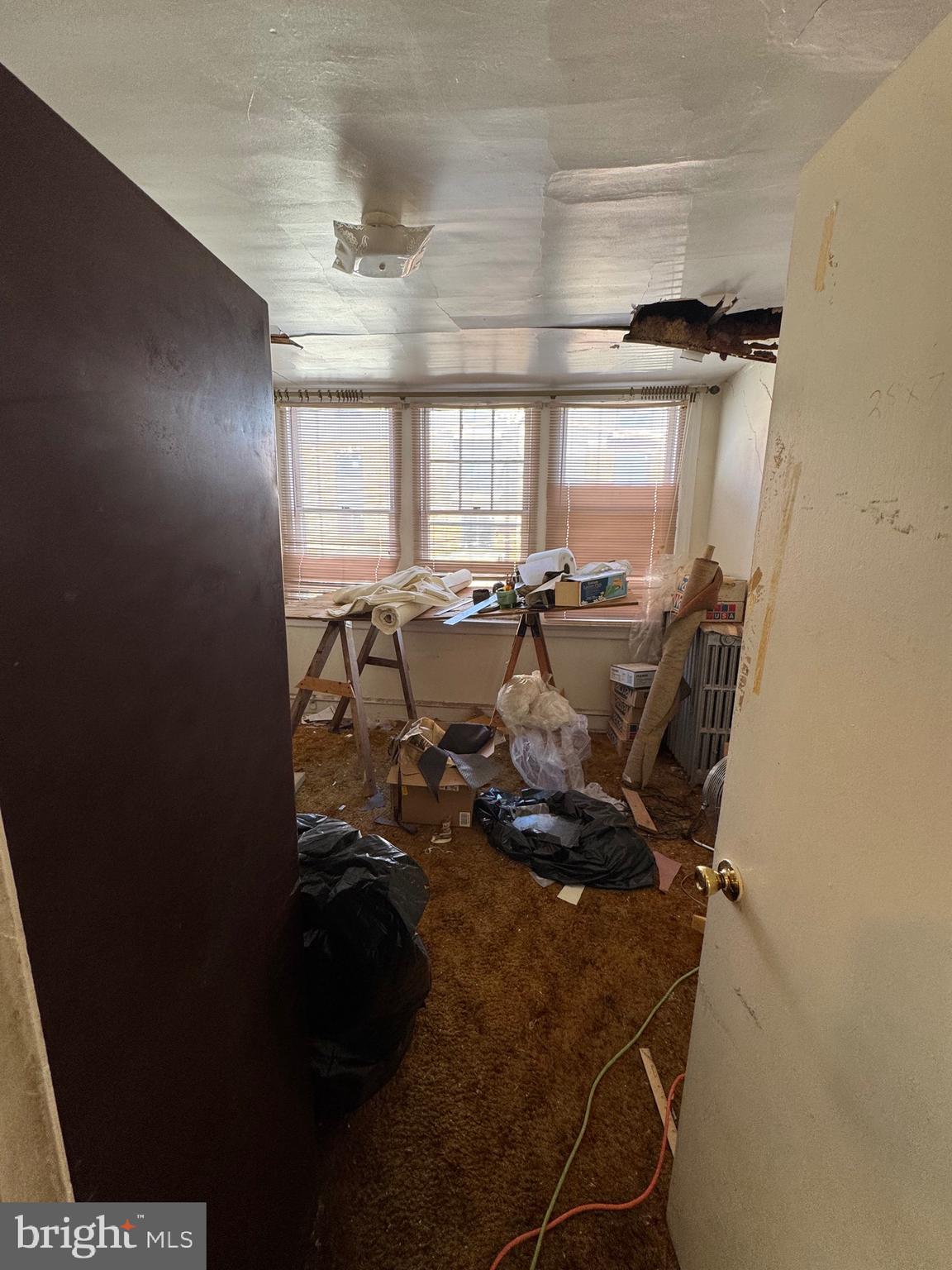 WEST OAK LANE - Residential