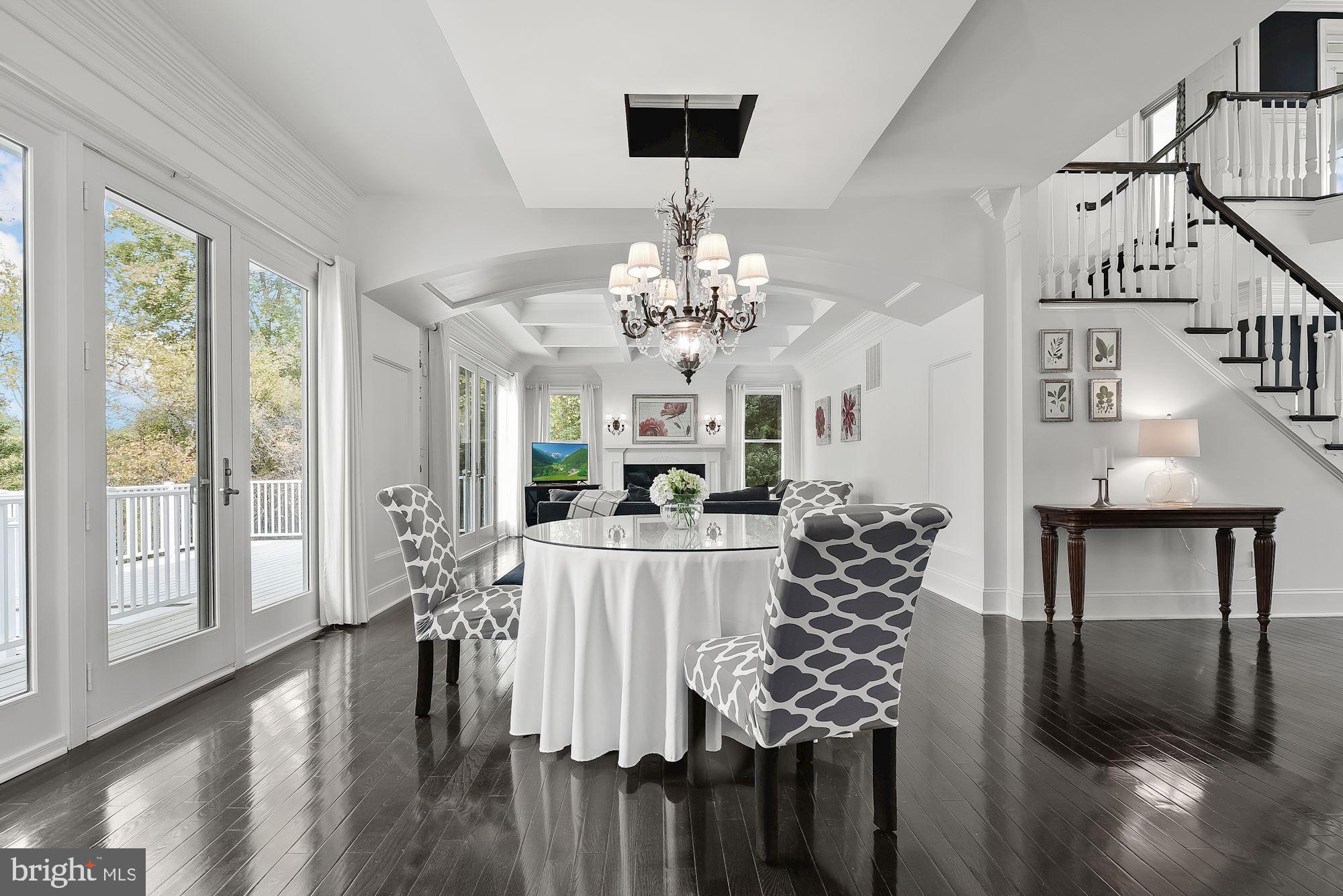 WAVERLY GLEN - Residential