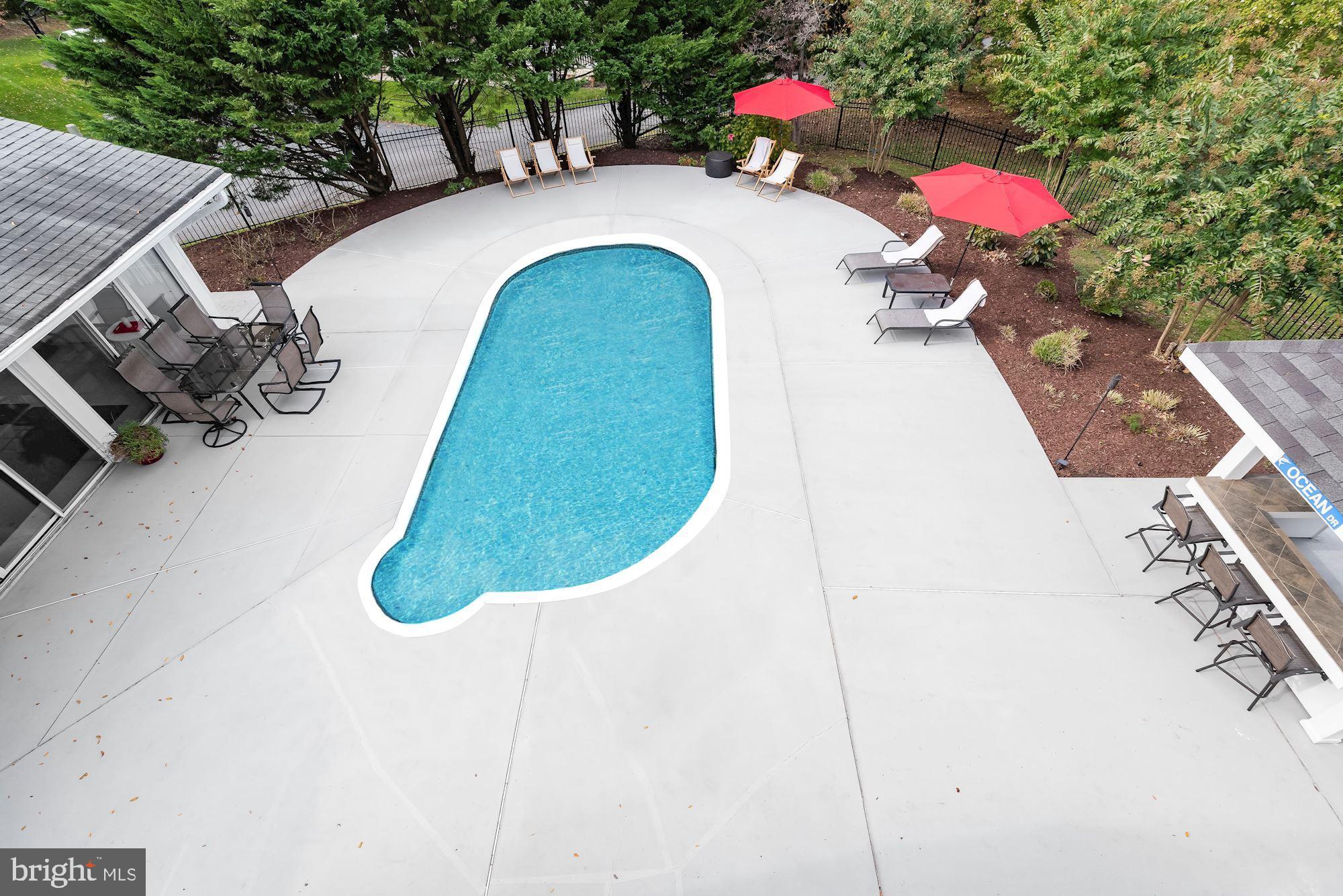 WAVERLY GLEN - Residential