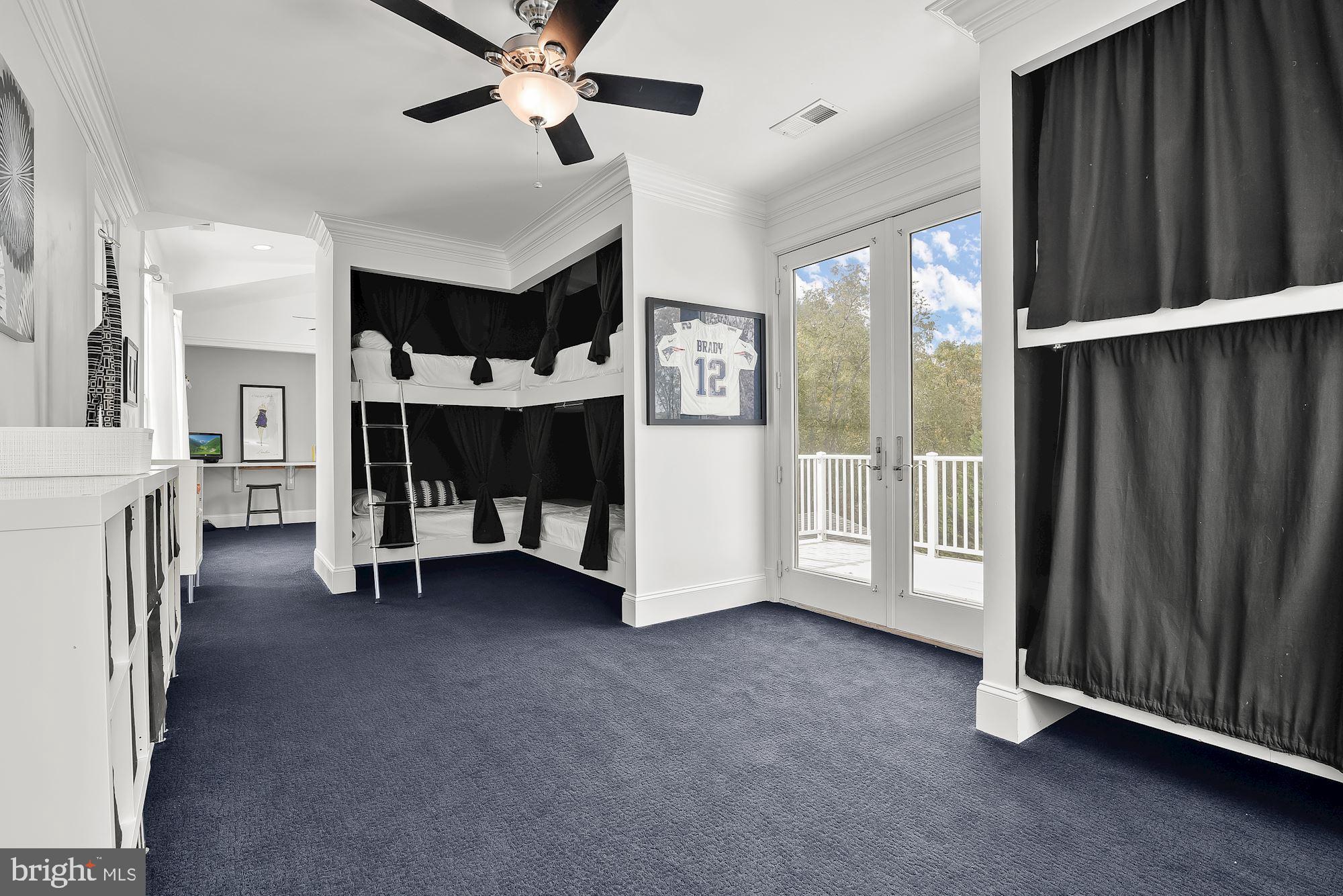 WAVERLY GLEN - Residential