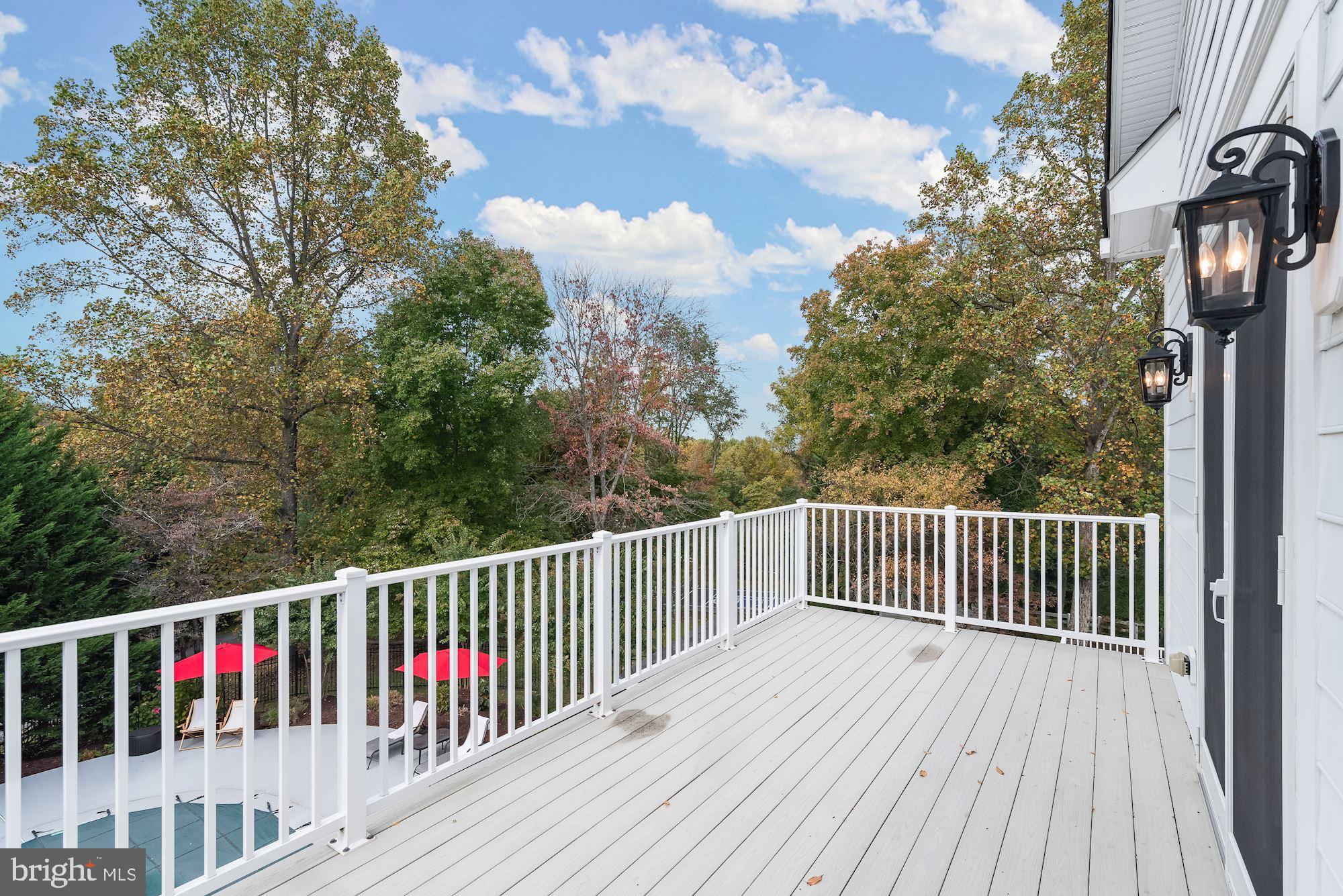 WAVERLY GLEN - Residential