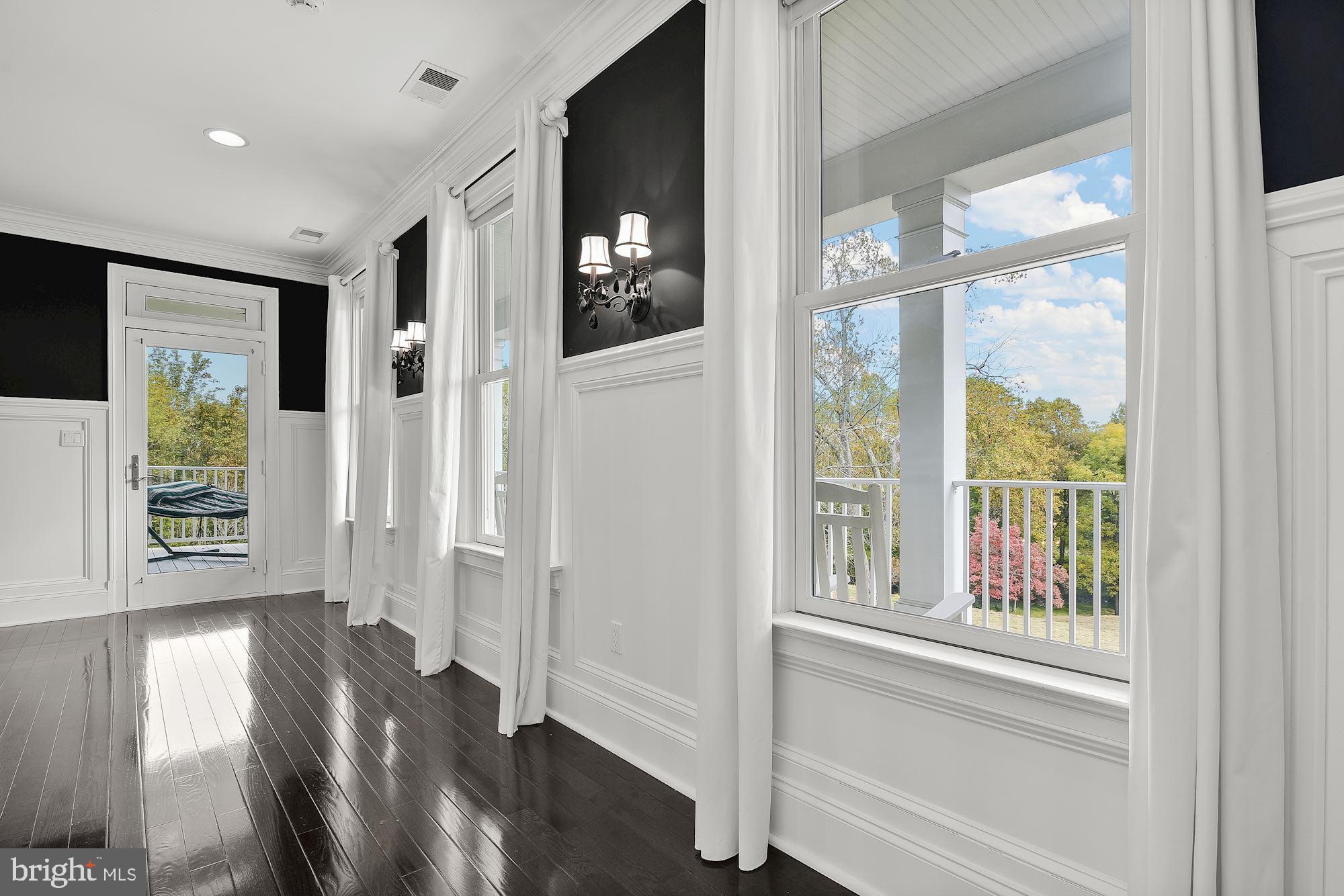 WAVERLY GLEN - Residential