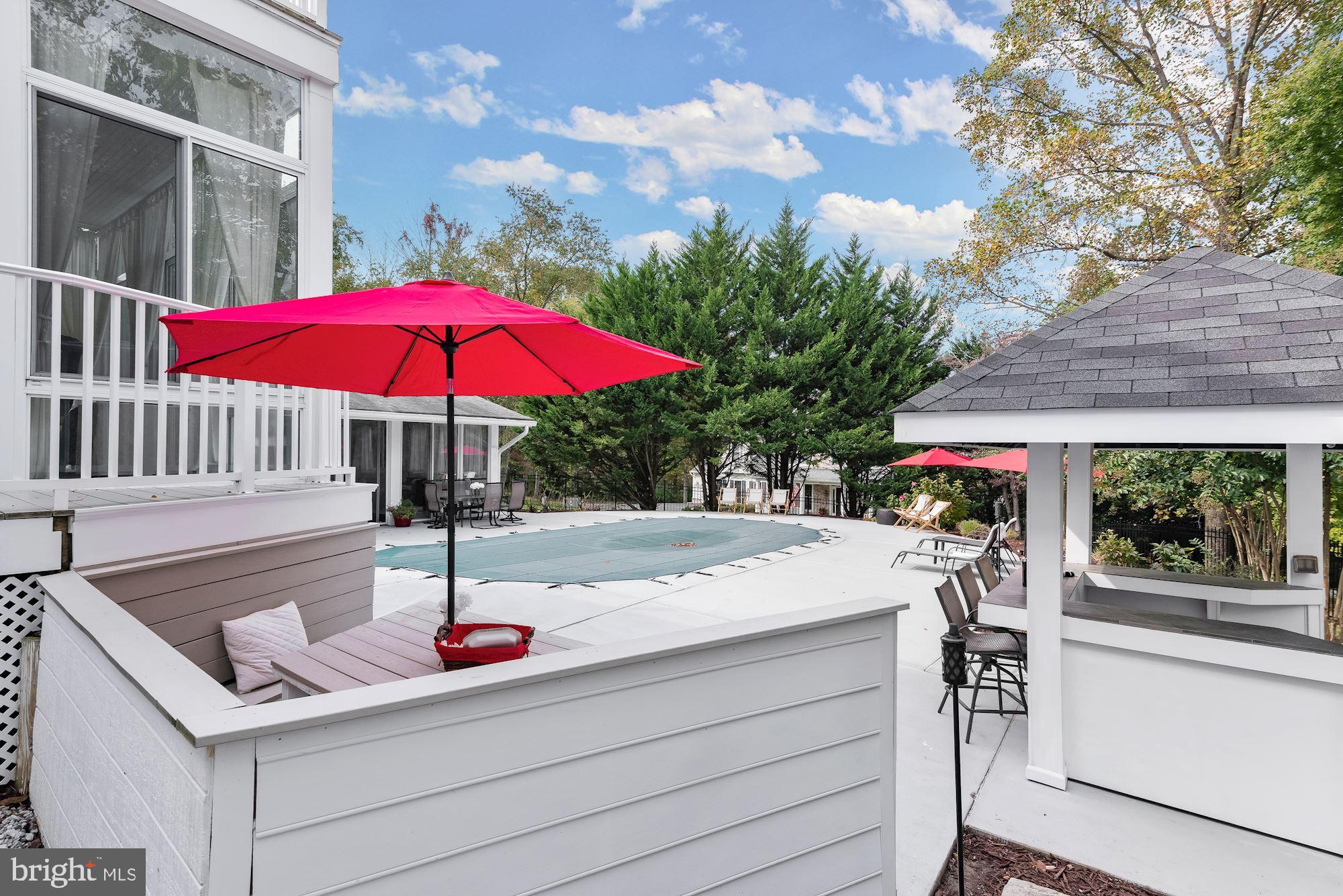 WAVERLY GLEN - Residential