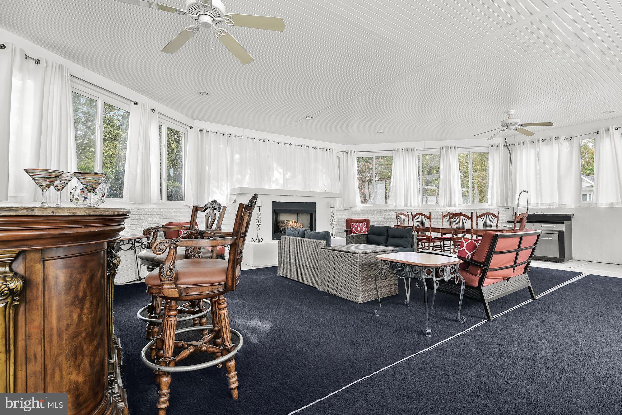 WAVERLY GLEN - Residential