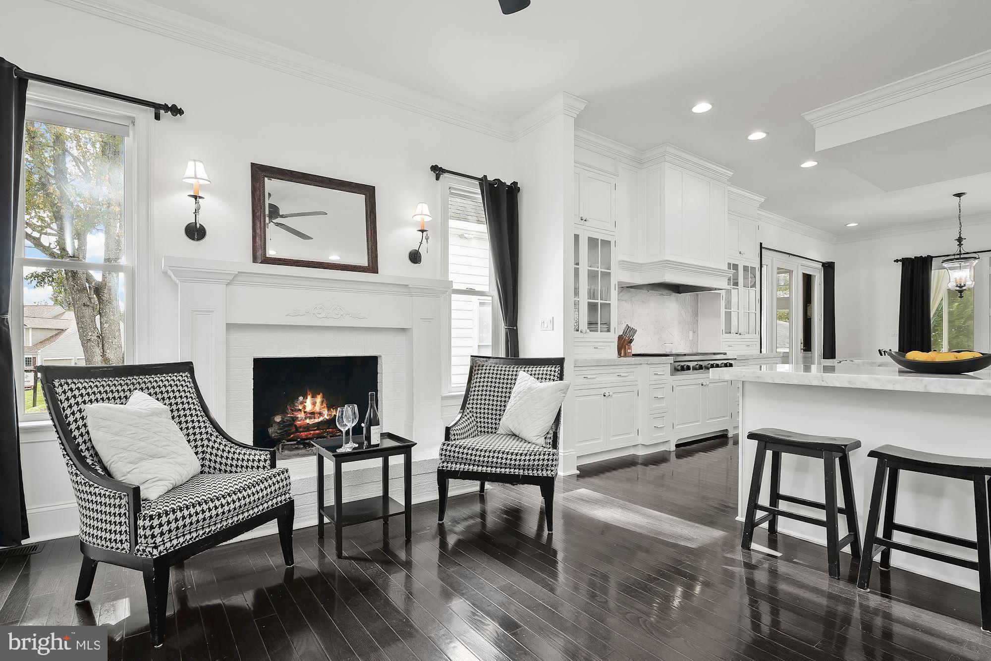 WAVERLY GLEN - Residential