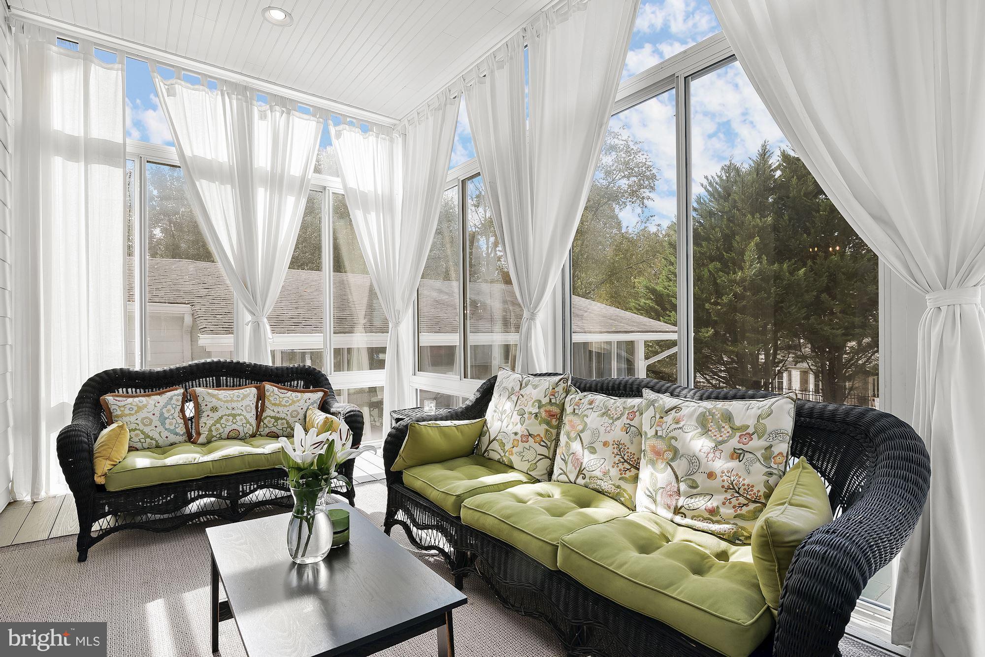 WAVERLY GLEN - Residential