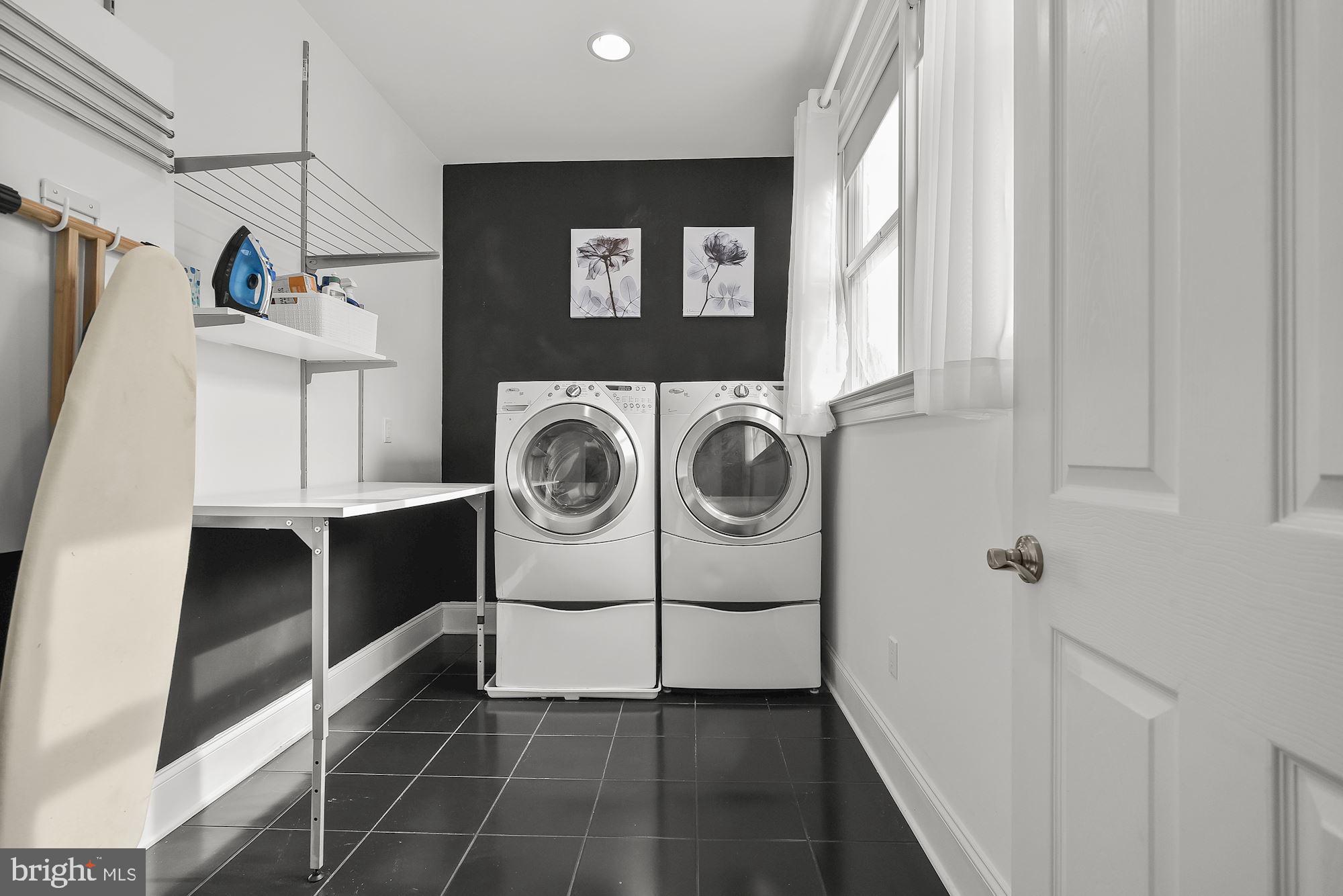 WAVERLY GLEN - Residential