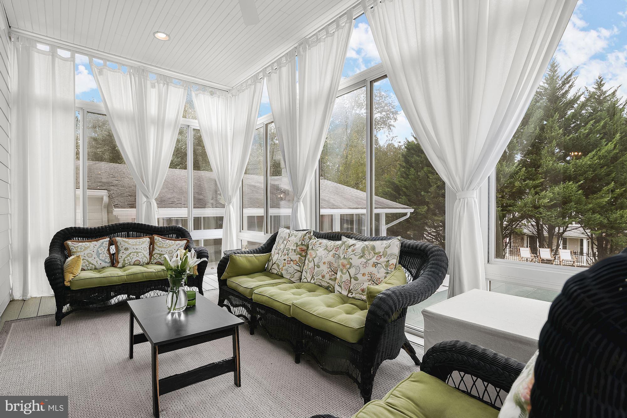 WAVERLY GLEN - Residential