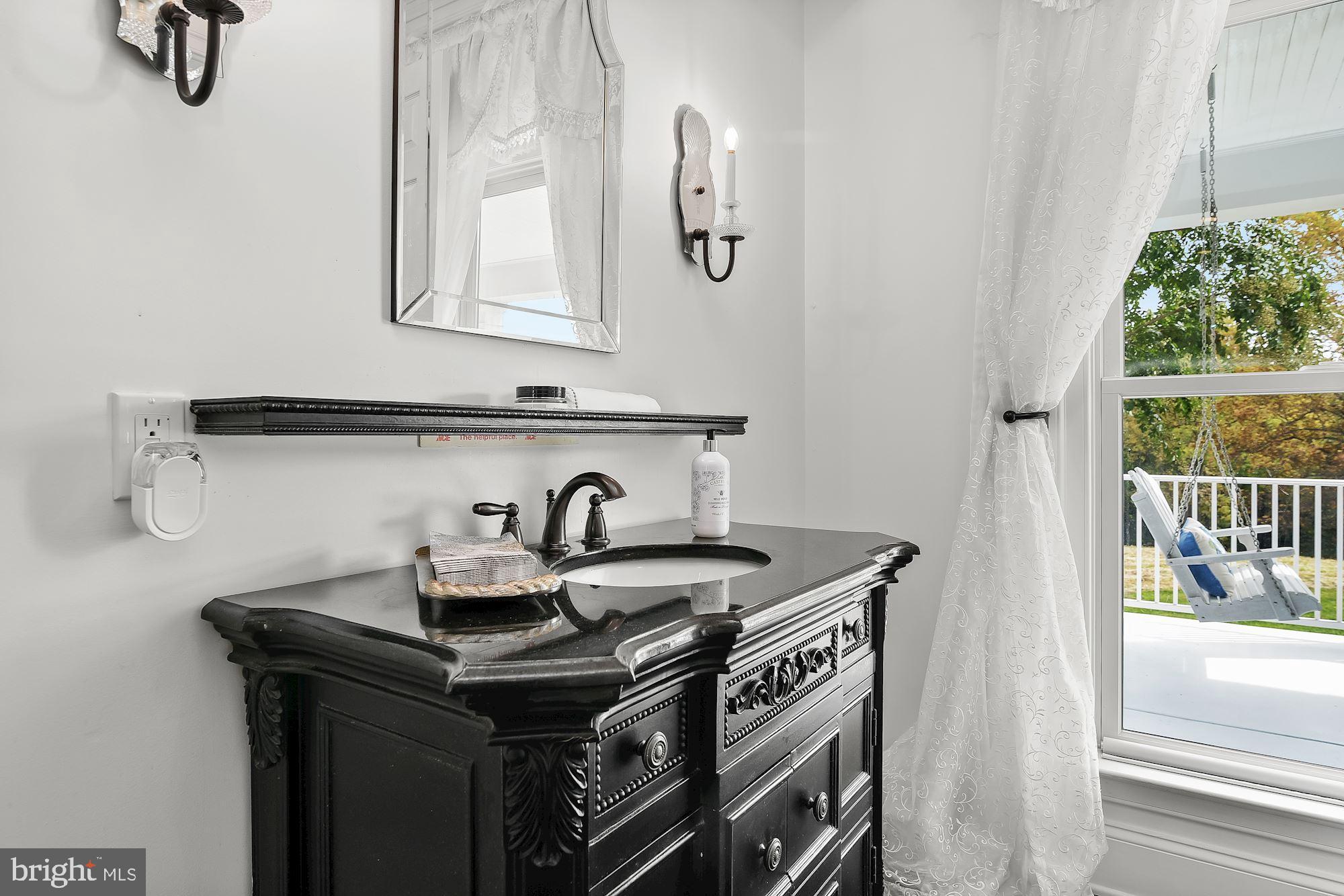 WAVERLY GLEN - Residential