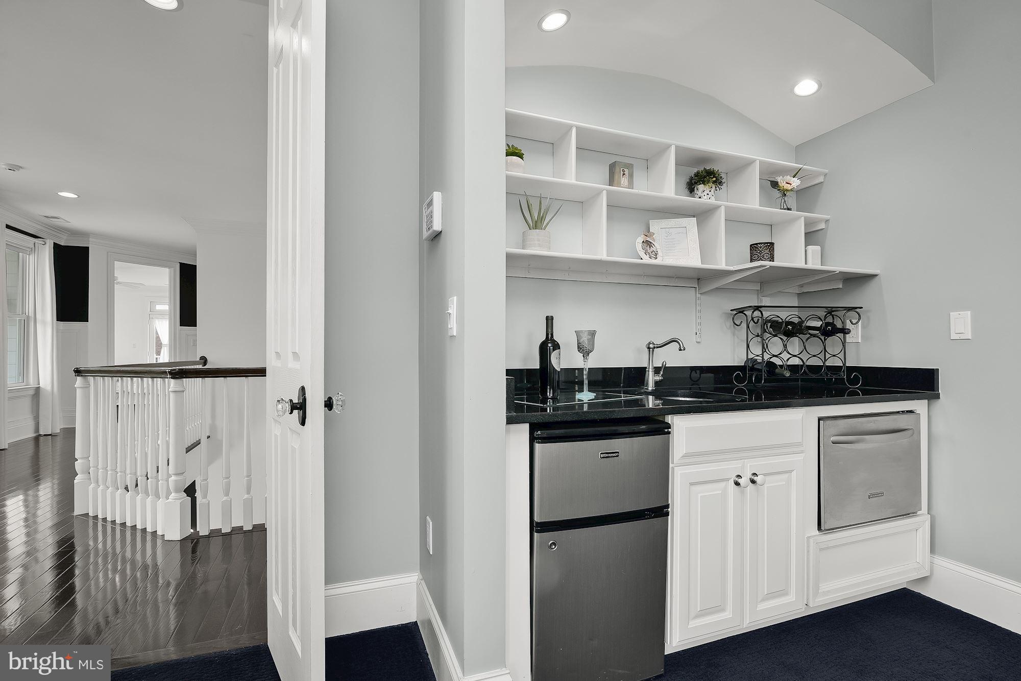 WAVERLY GLEN - Residential