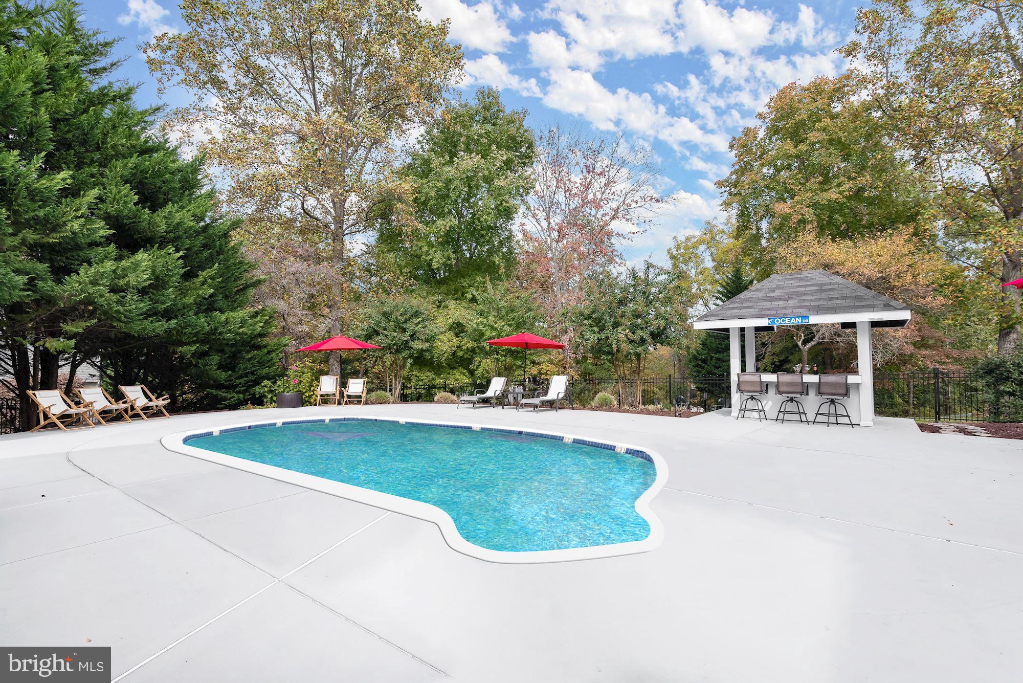 WAVERLY GLEN - Residential