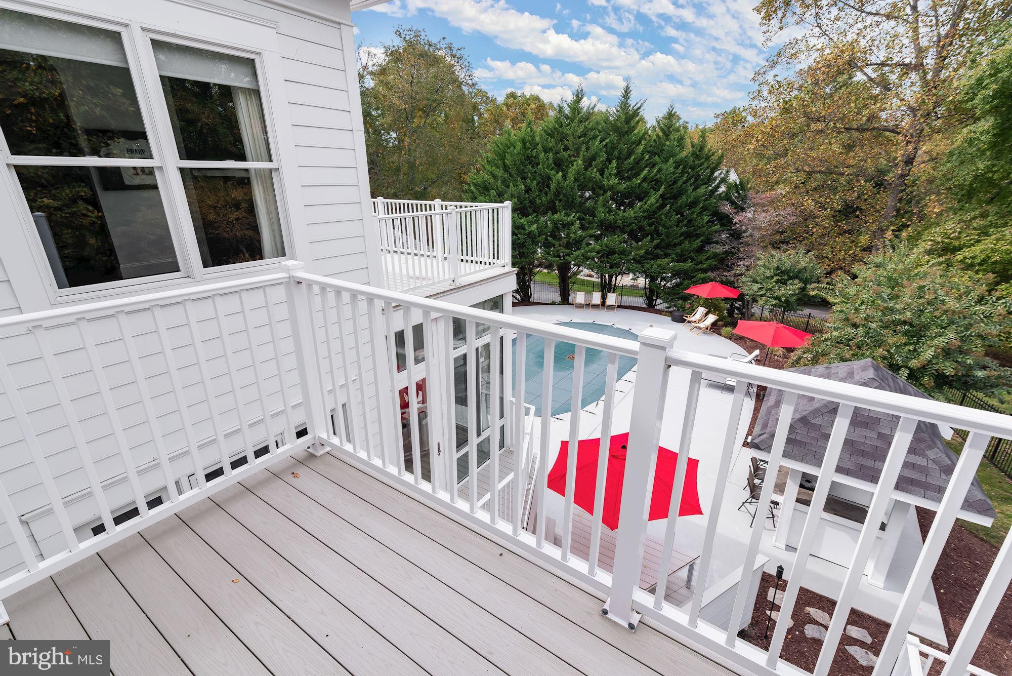 WAVERLY GLEN - Residential