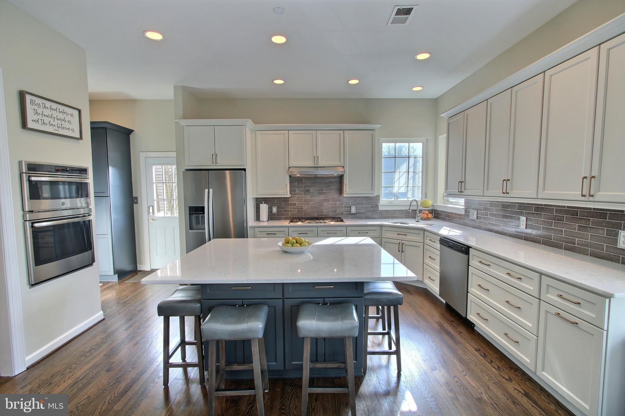 ROSE HILL - Residential