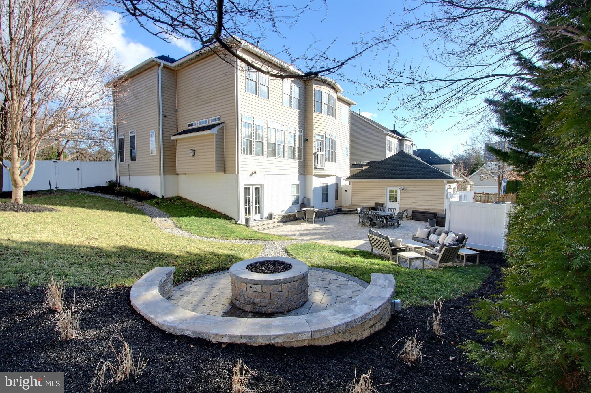 ROSE HILL - Residential