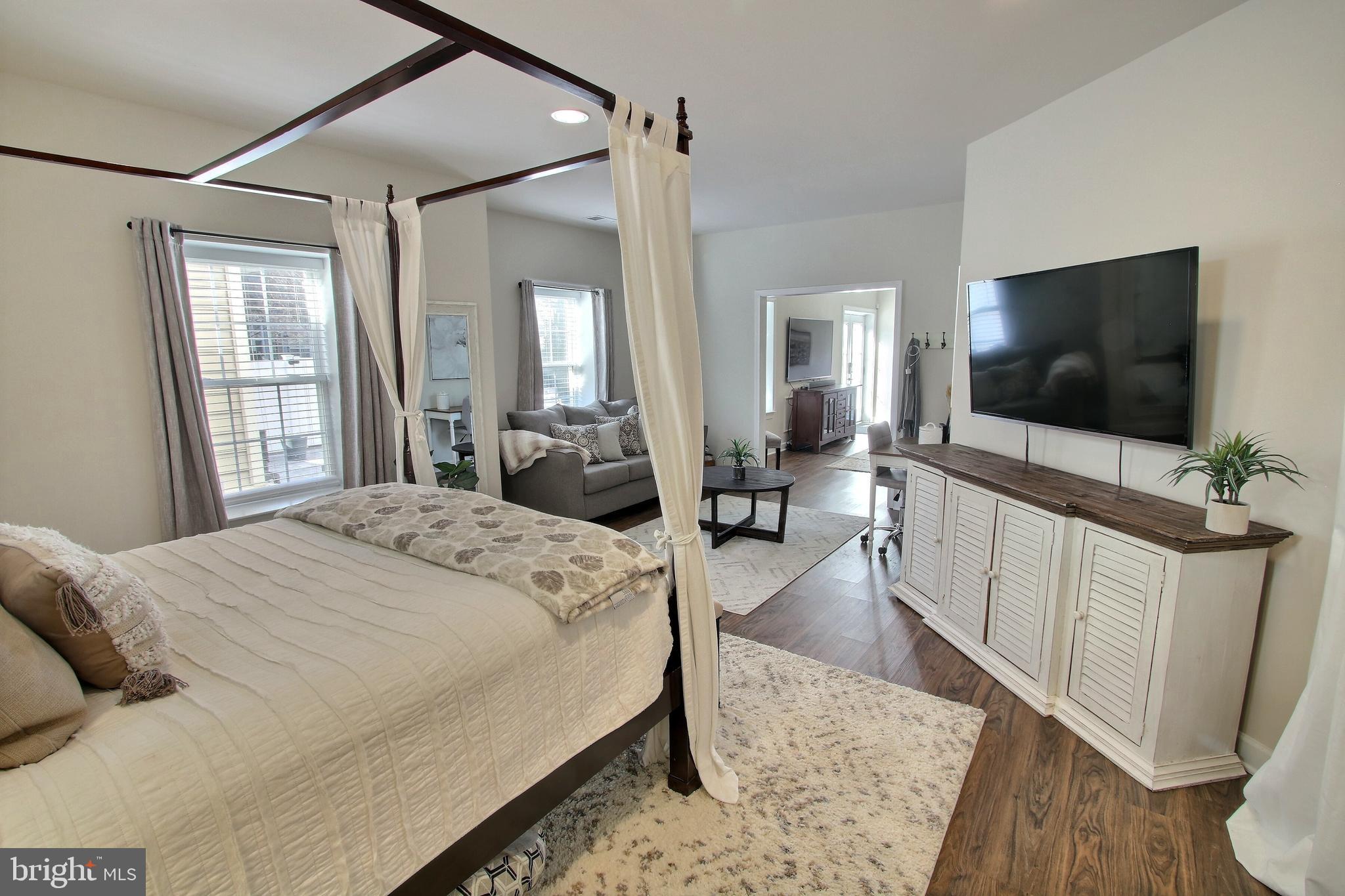 ROSE HILL - Residential