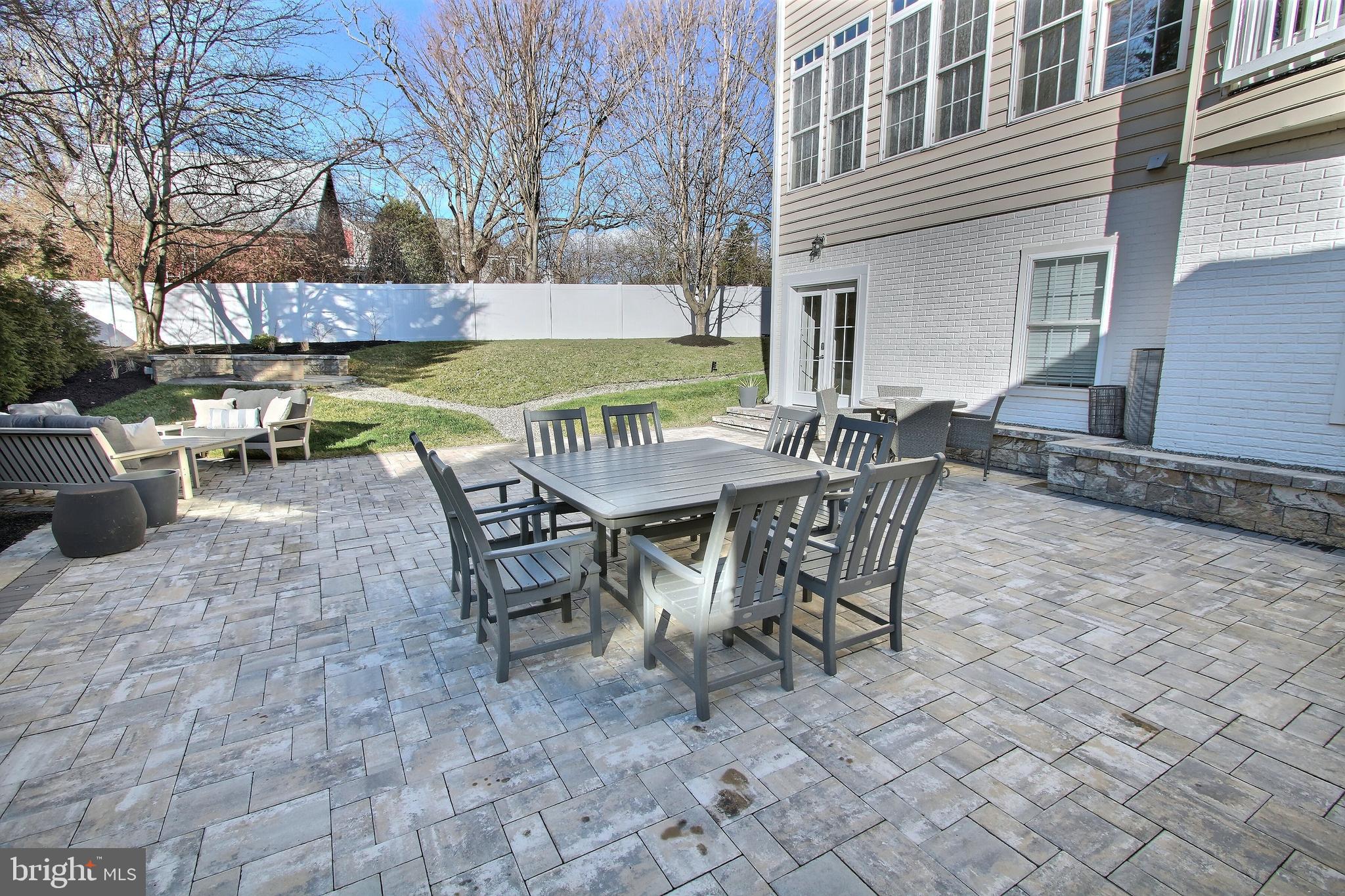 ROSE HILL - Residential