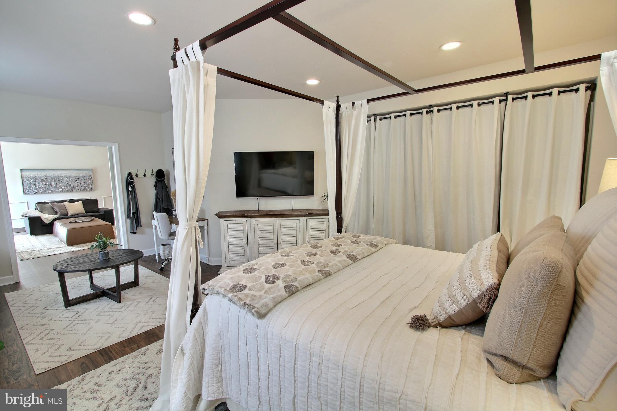 ROSE HILL - Residential