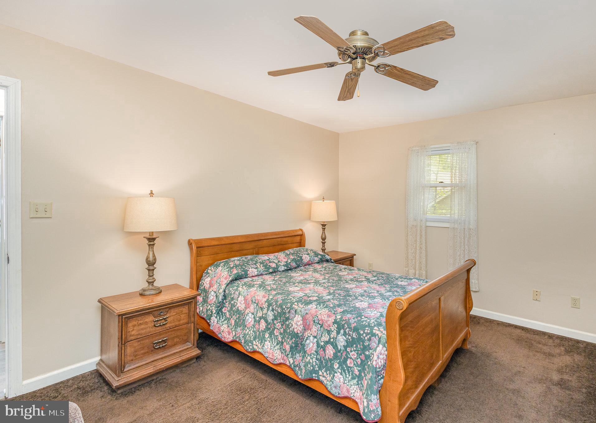 LAKE MONTICELLO - Residential