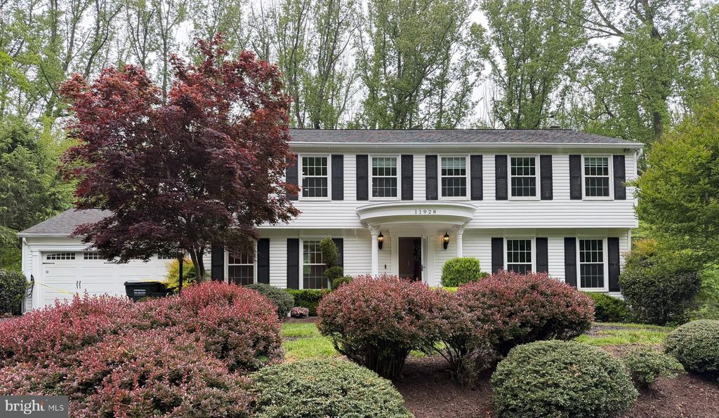 Photo of 11928 Appling Valley Road, FAIRFAX, VA 22030 (MLS # VAFX2306498)