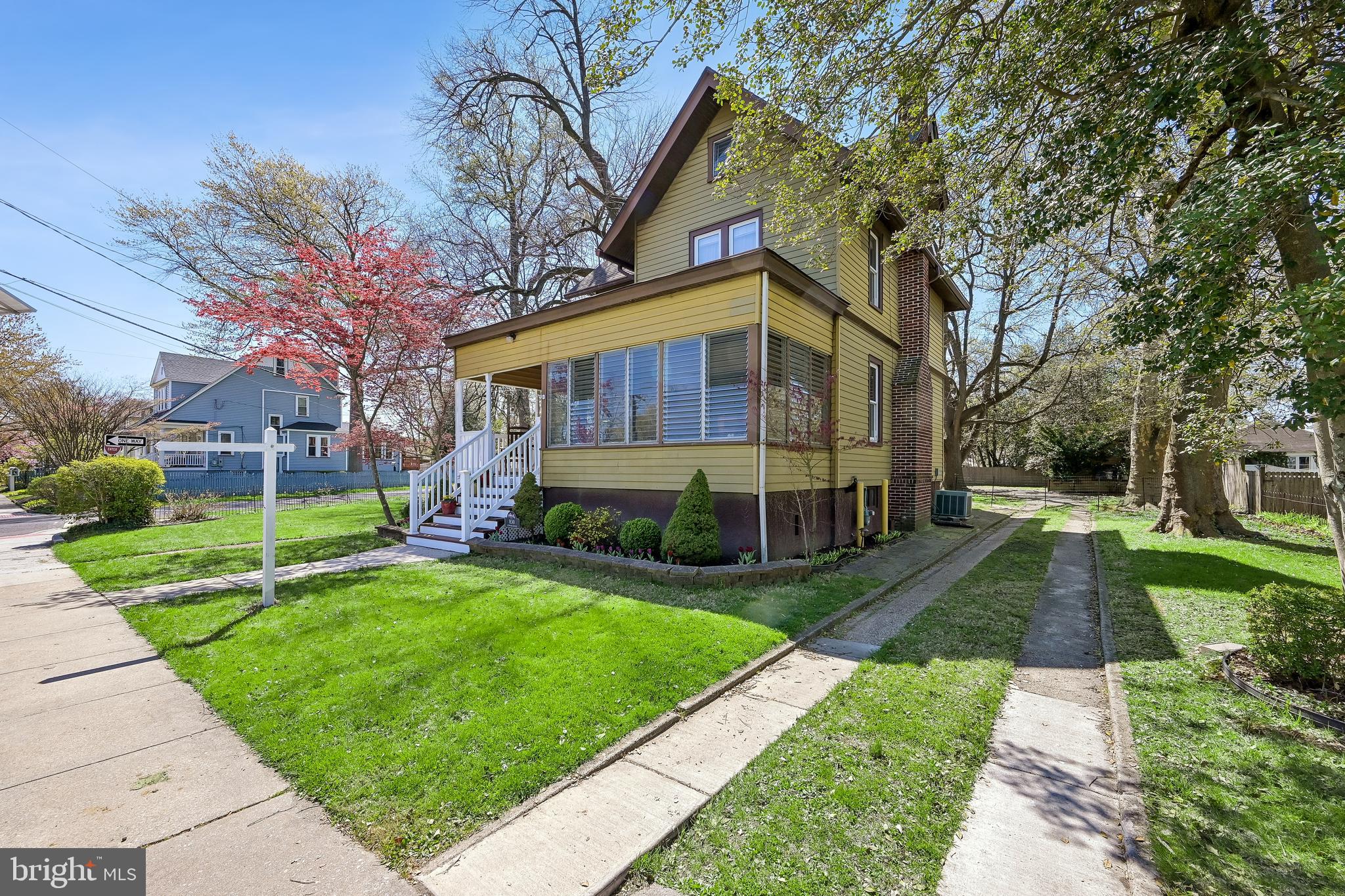 830 LINWOOD AVENUE
