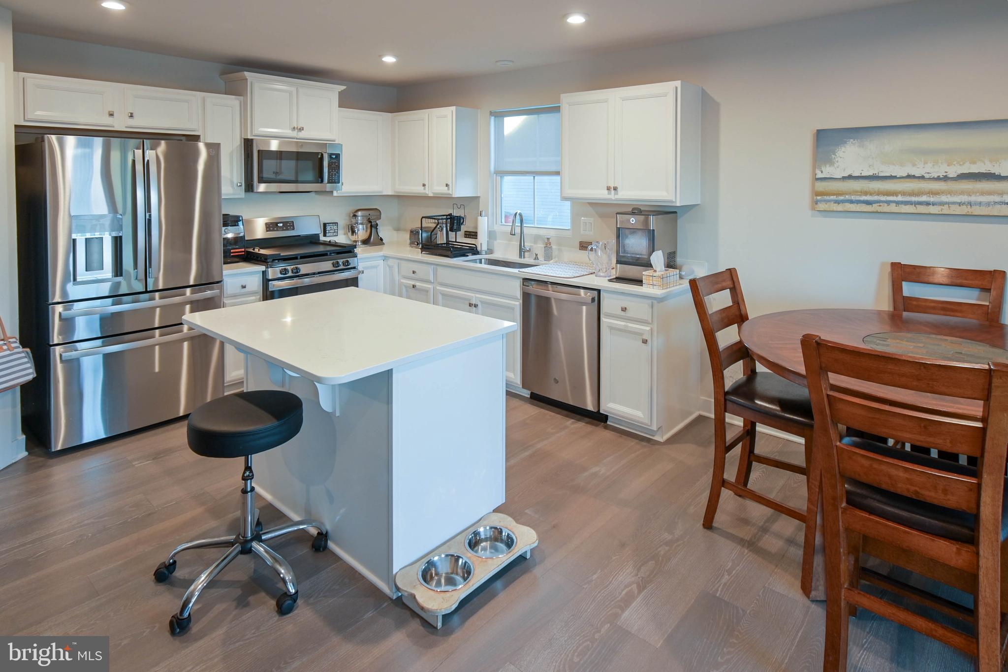 THE LAKES AT MARTINSBURG - Residential