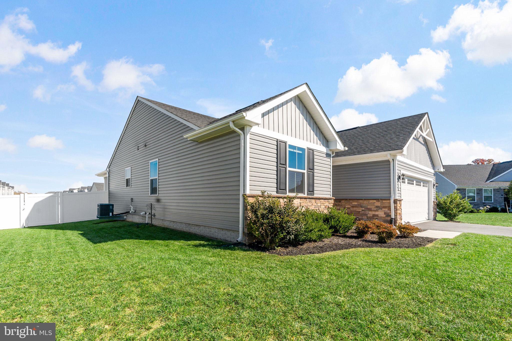 THE LAKES AT MARTINSBURG - Residential