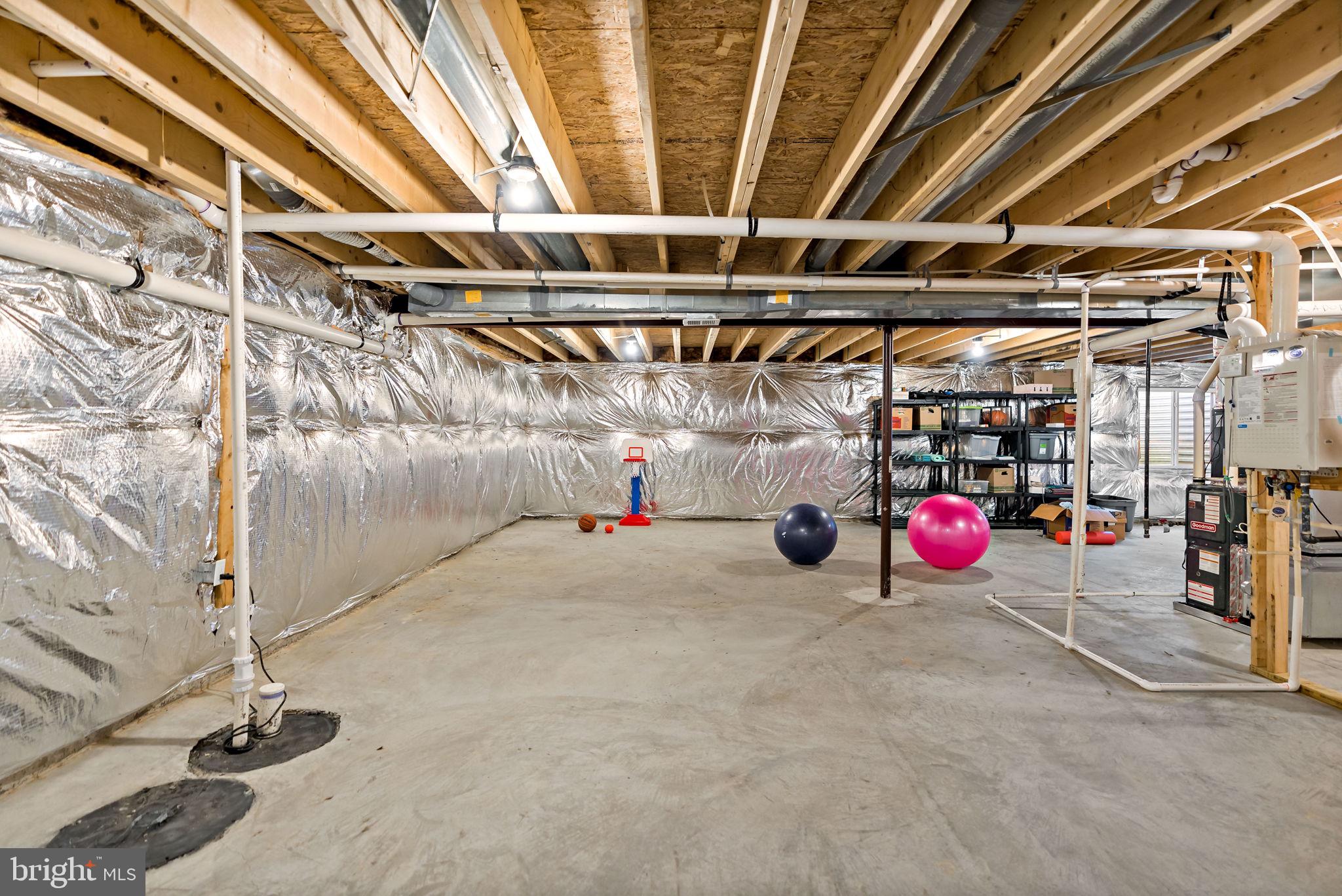 THE LAKES AT MARTINSBURG - Residential