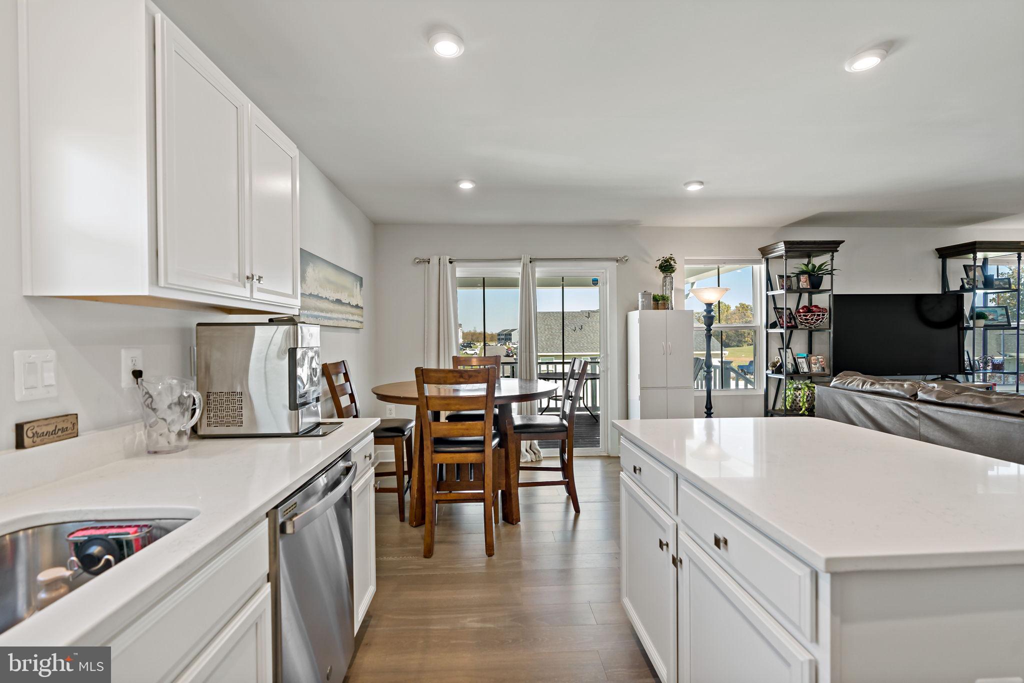 THE LAKES AT MARTINSBURG - Residential