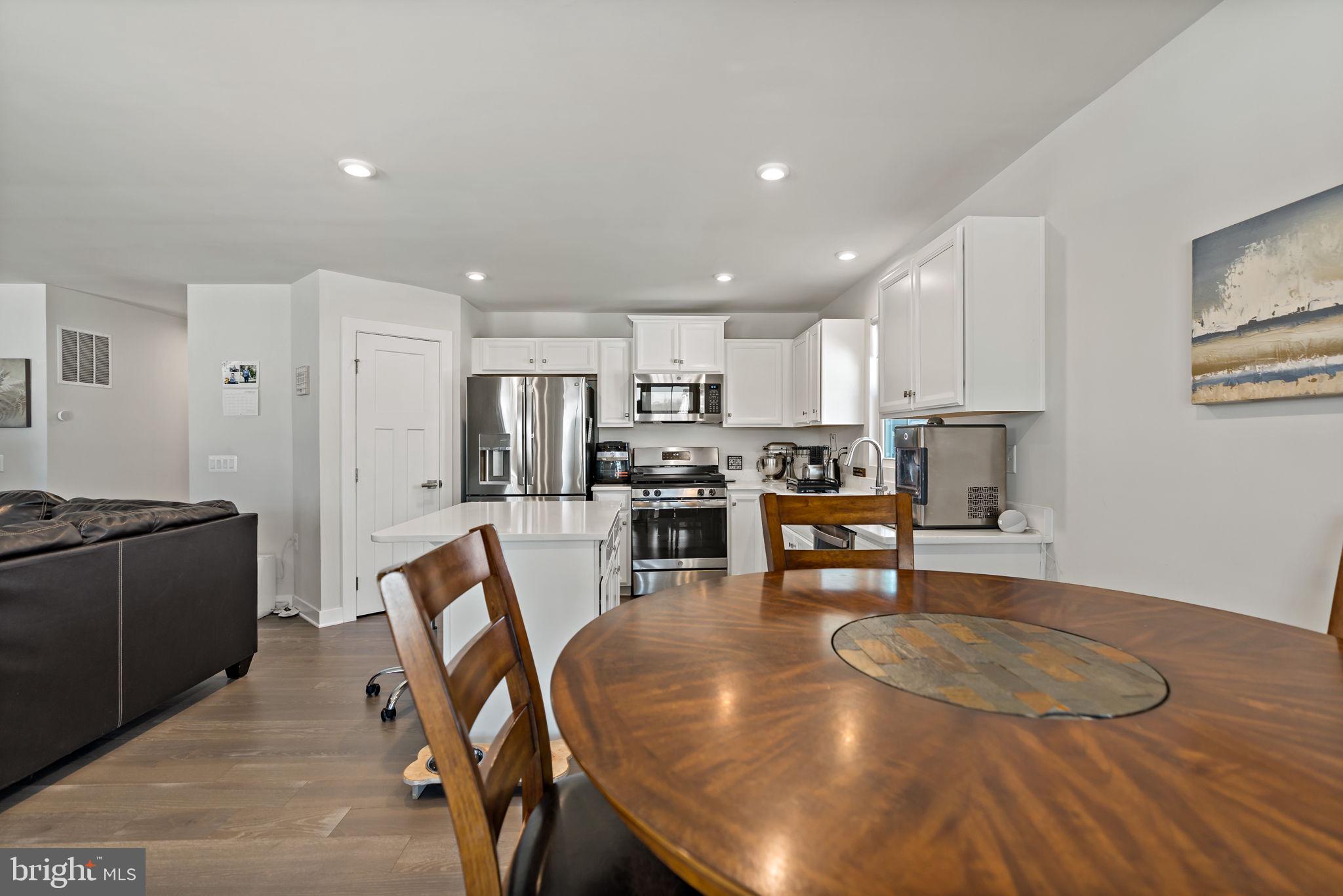 THE LAKES AT MARTINSBURG - Residential