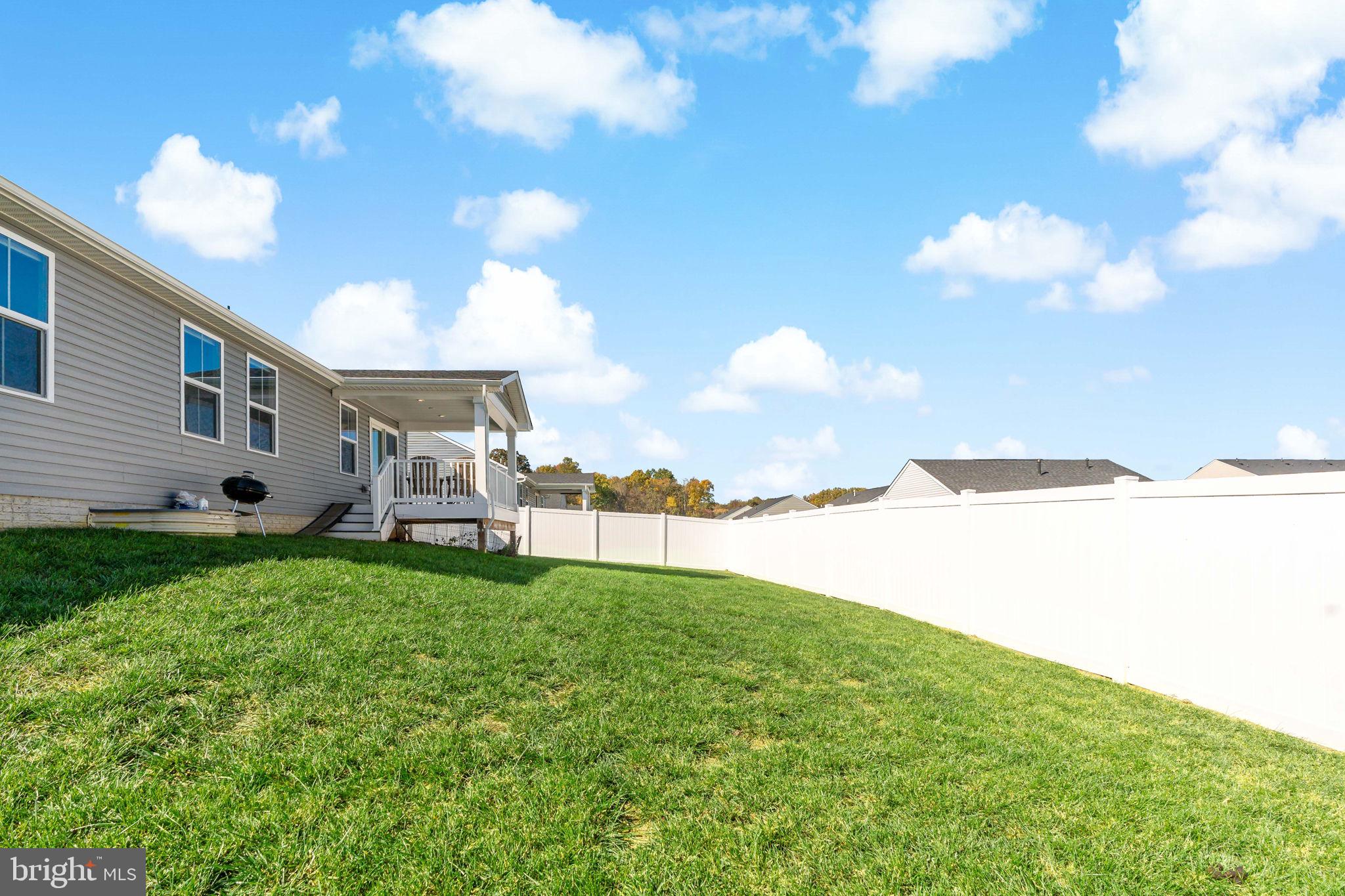 THE LAKES AT MARTINSBURG - Residential