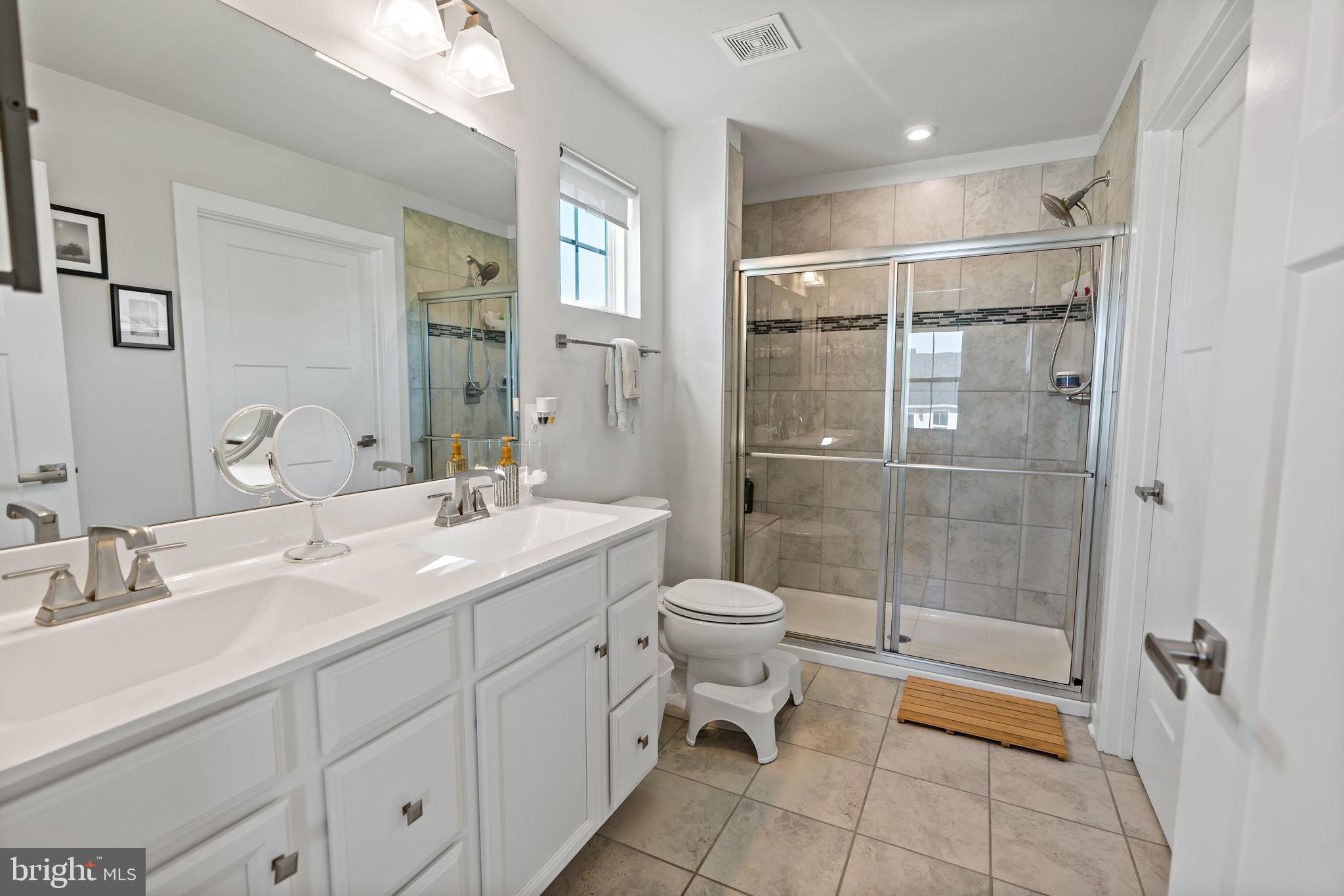 THE LAKES AT MARTINSBURG - Residential